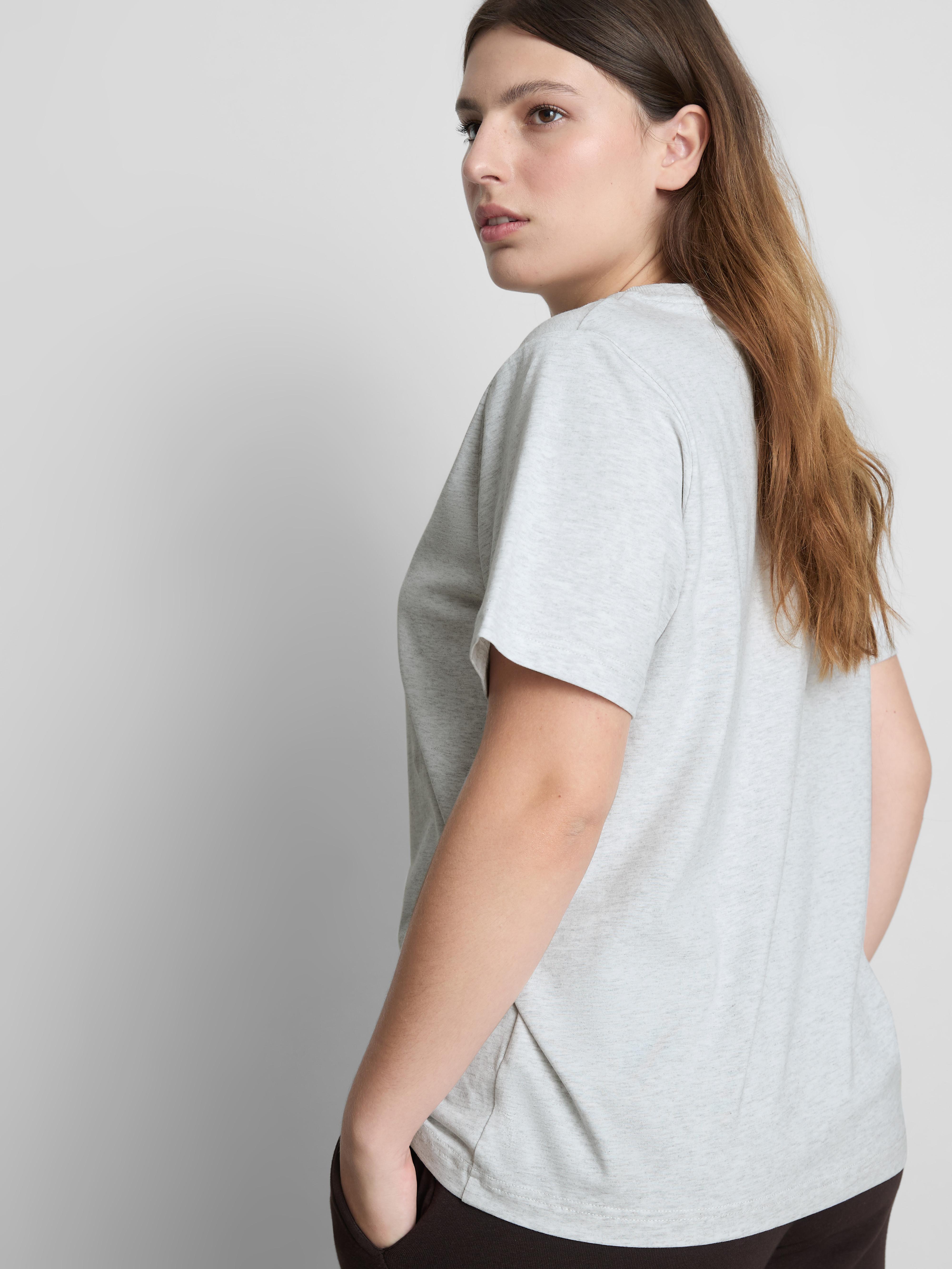 Peanuts Snoopy Graphic T-Shirt