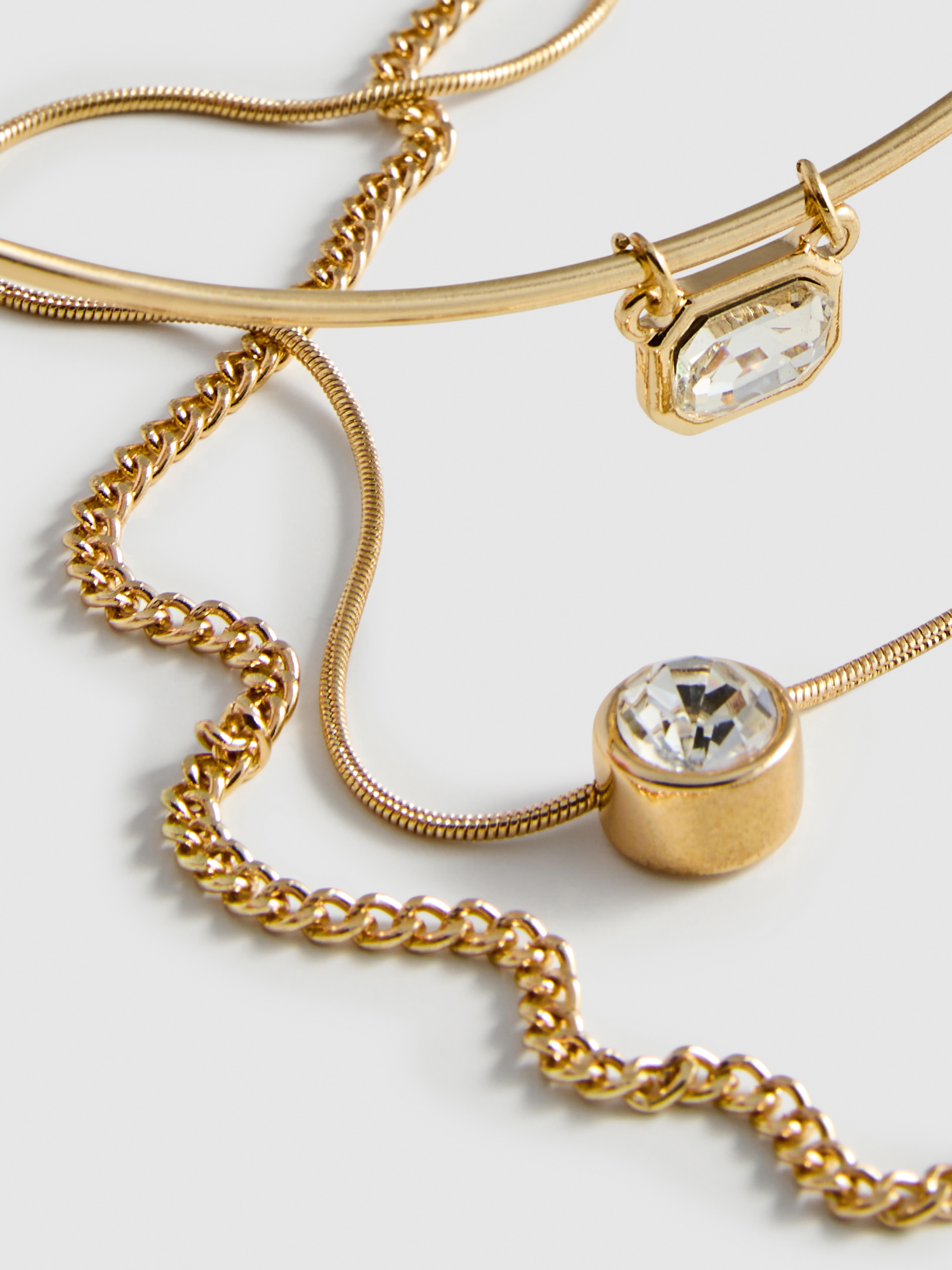 Paula Echevarría Layered Necklaces