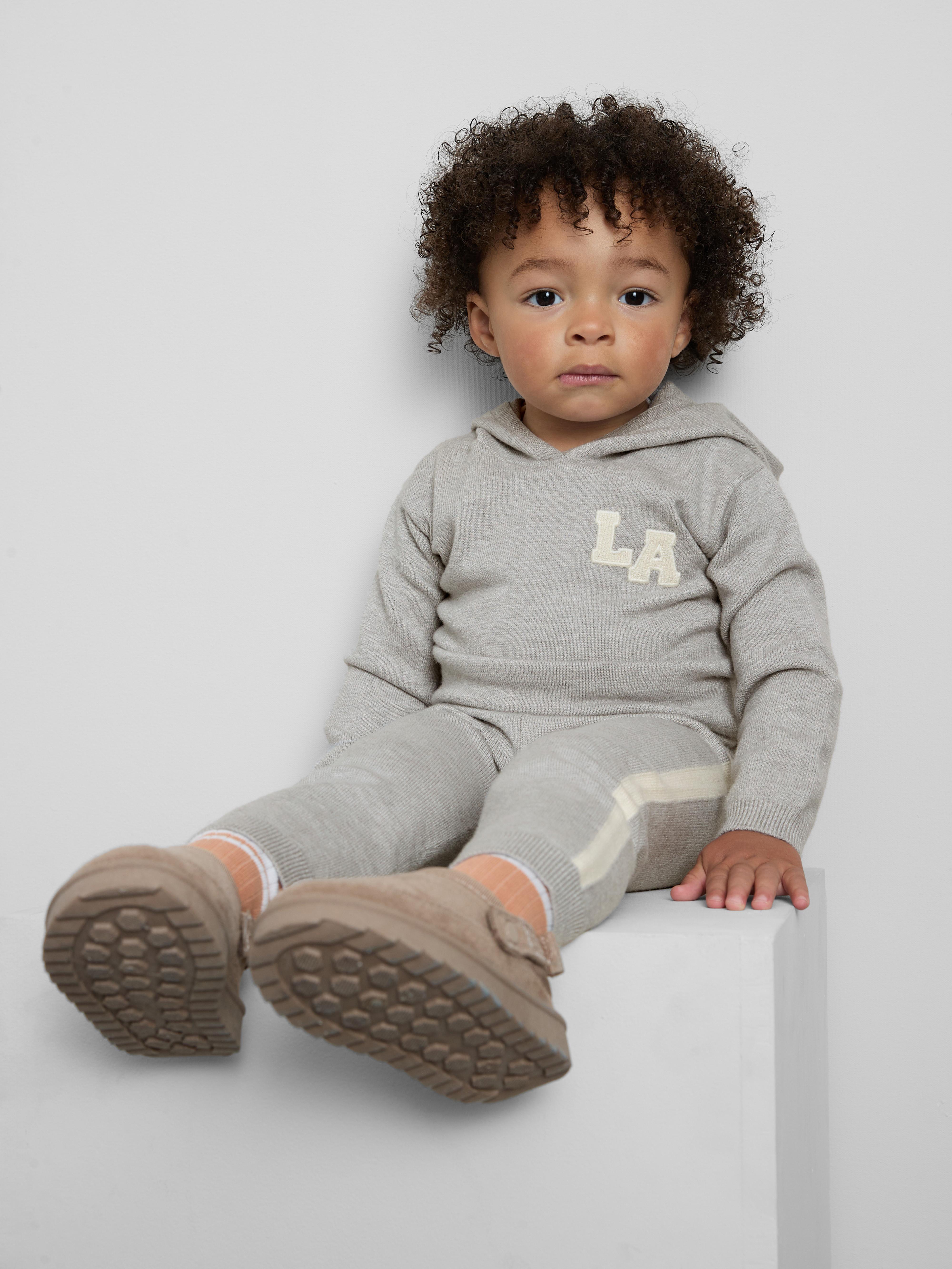 Ensemble d'intérieur à capuche en maille