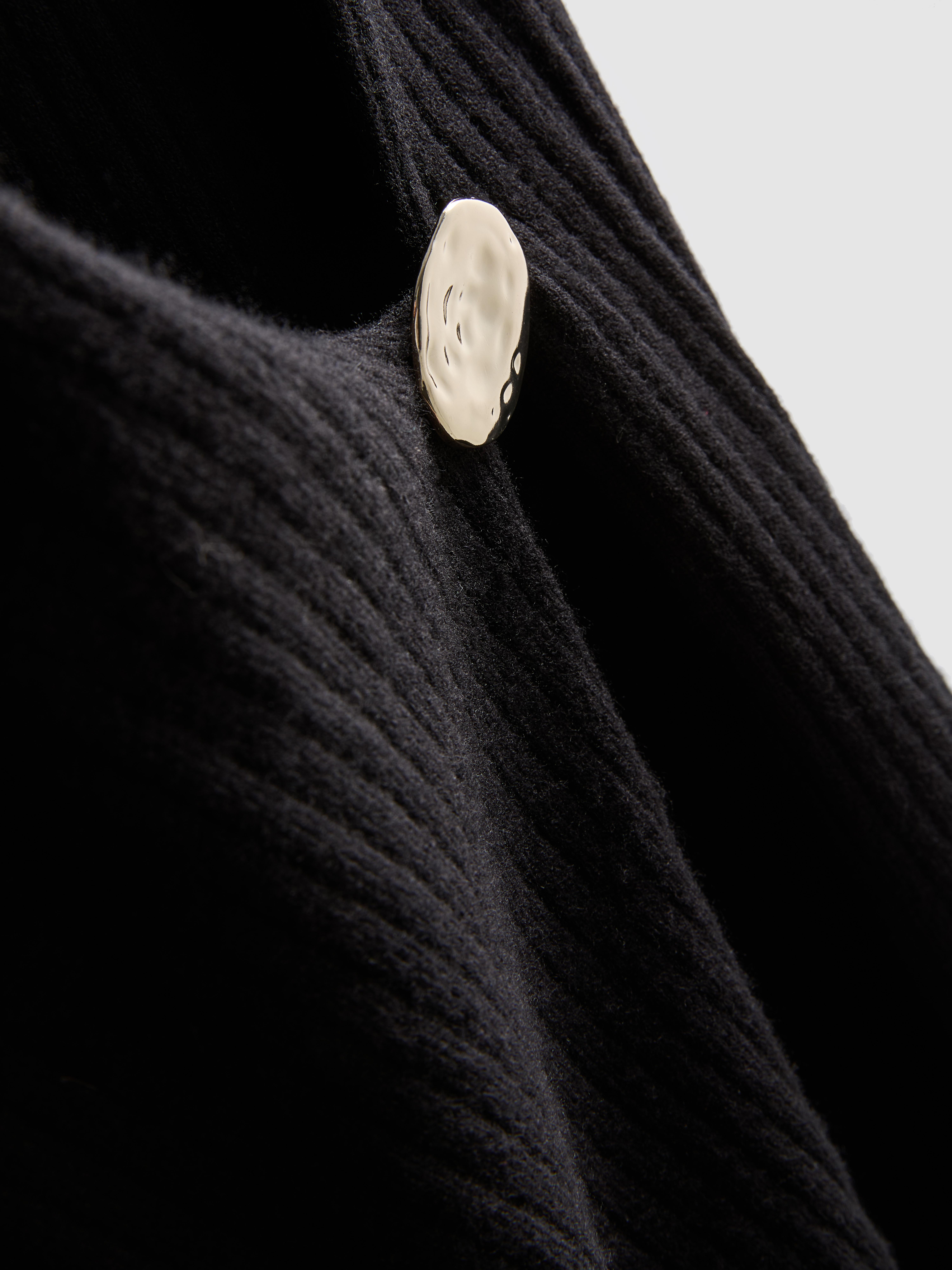 Ribbed Wrap Brooch Tank Top