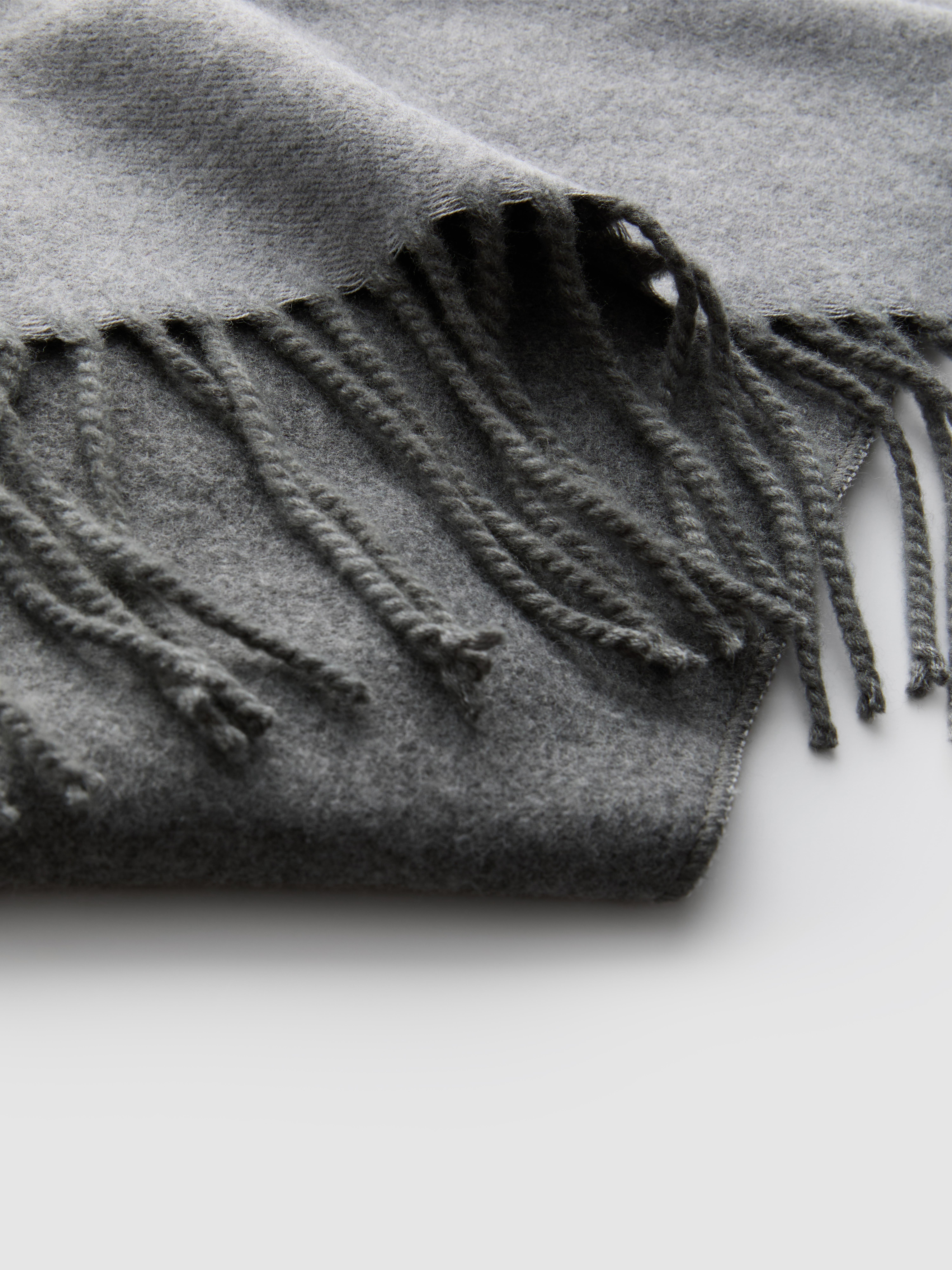 Tassel Two-Tone Scarf