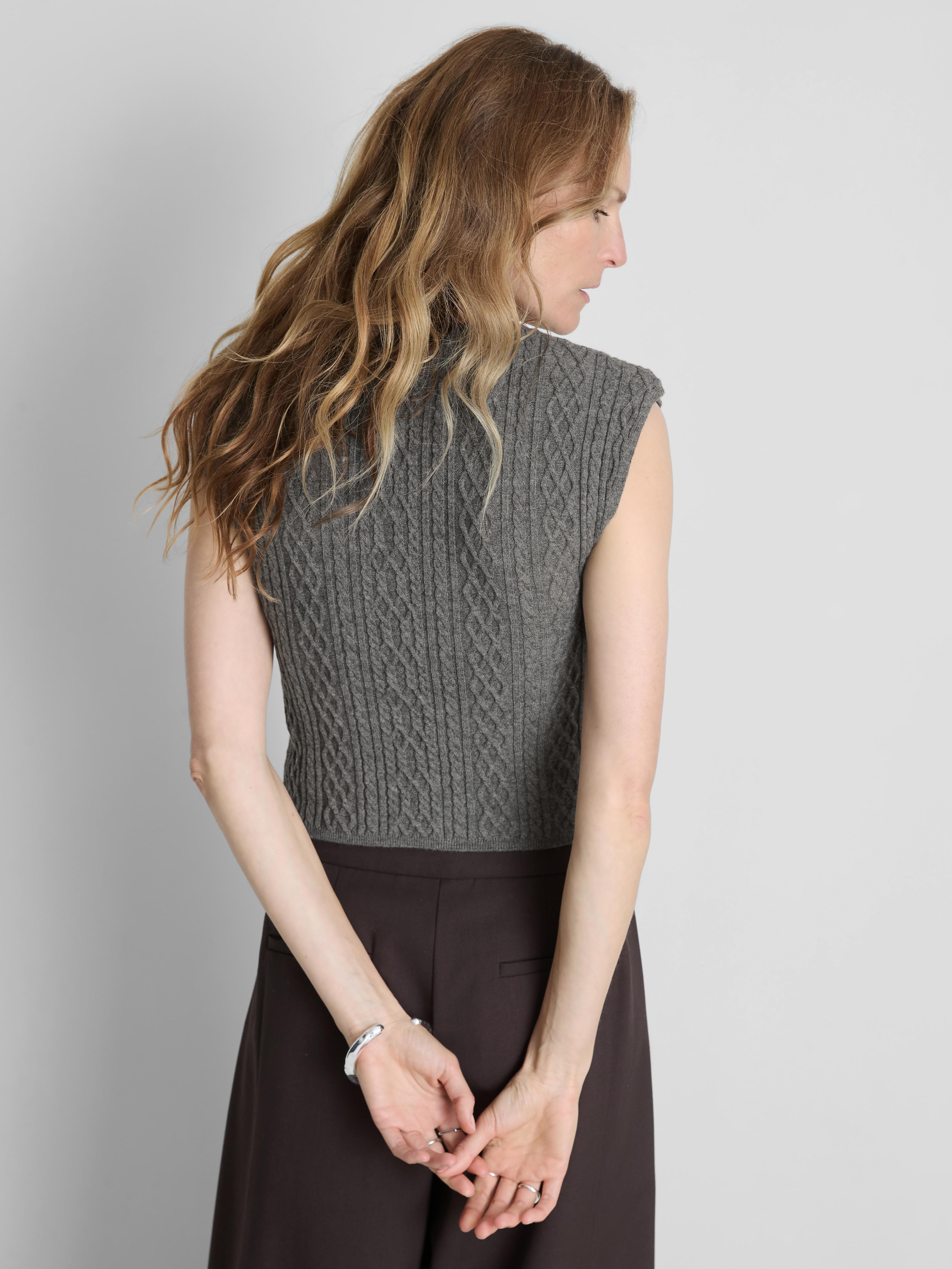 Diamanté Embellished Cable Knit Vest