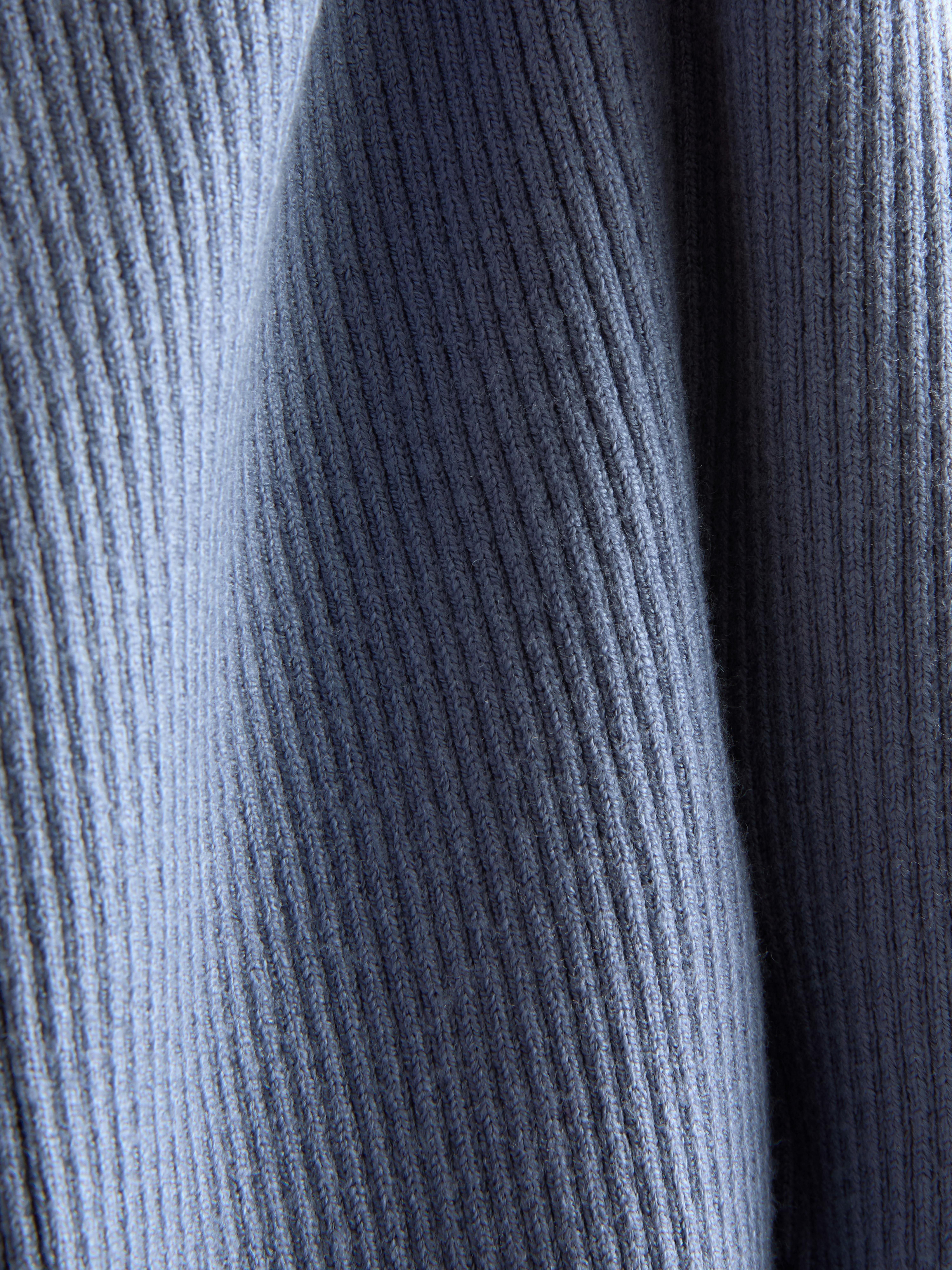 3–24 mes. | Komplet črtastega puloverja in pajkic