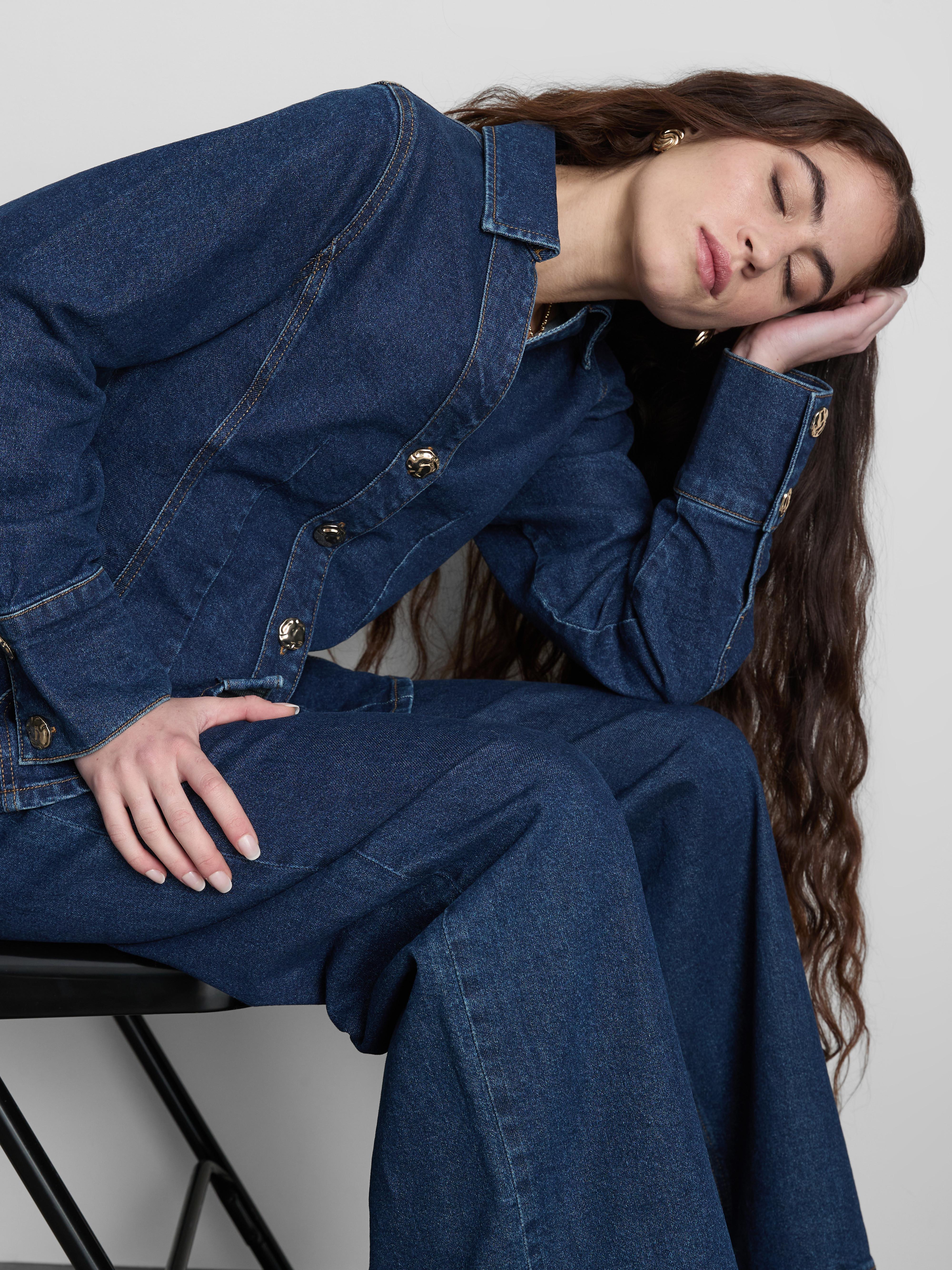 Camisa vaquera ajustada