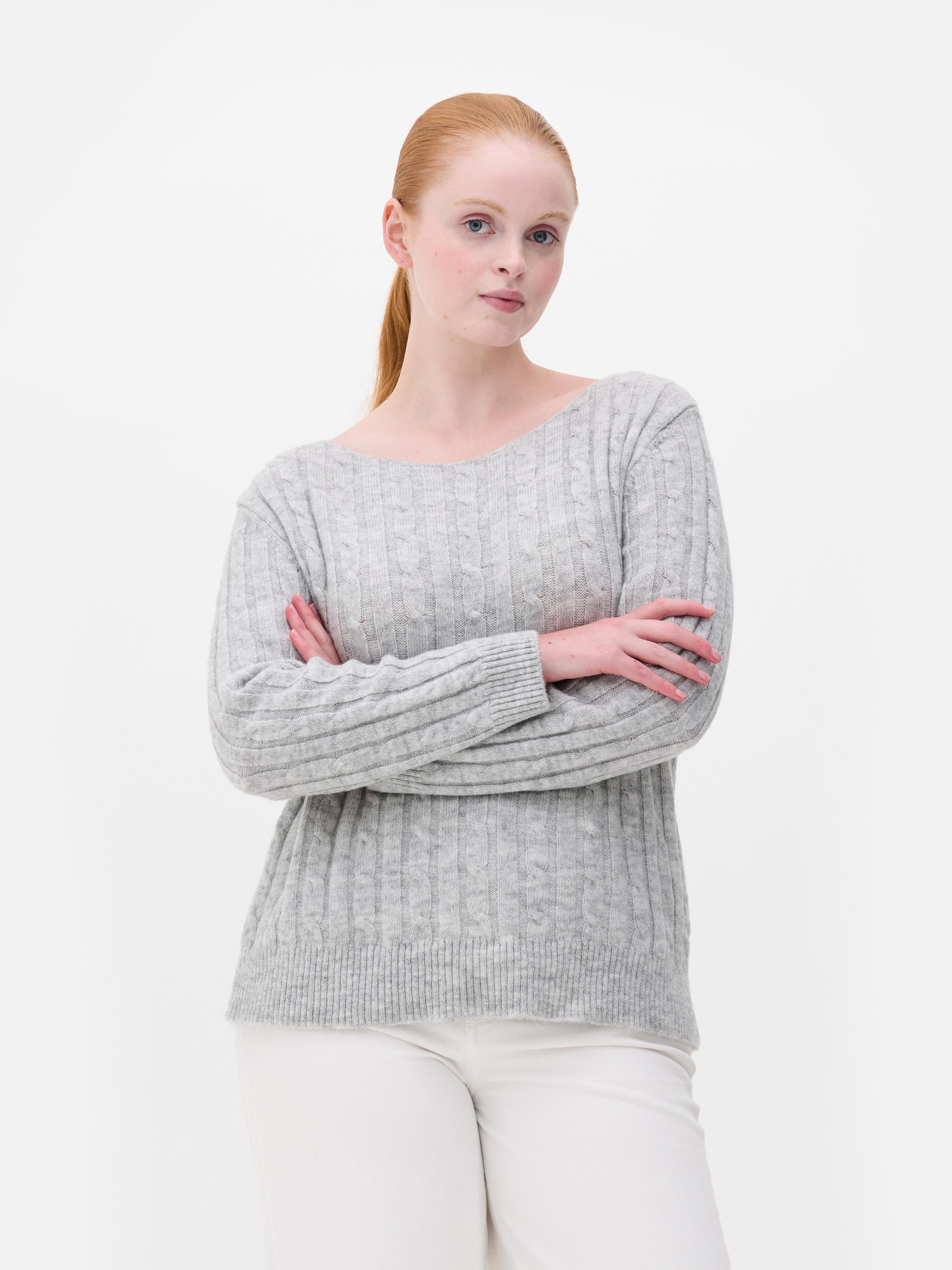 Pull épaules dénudées en maille torsadée