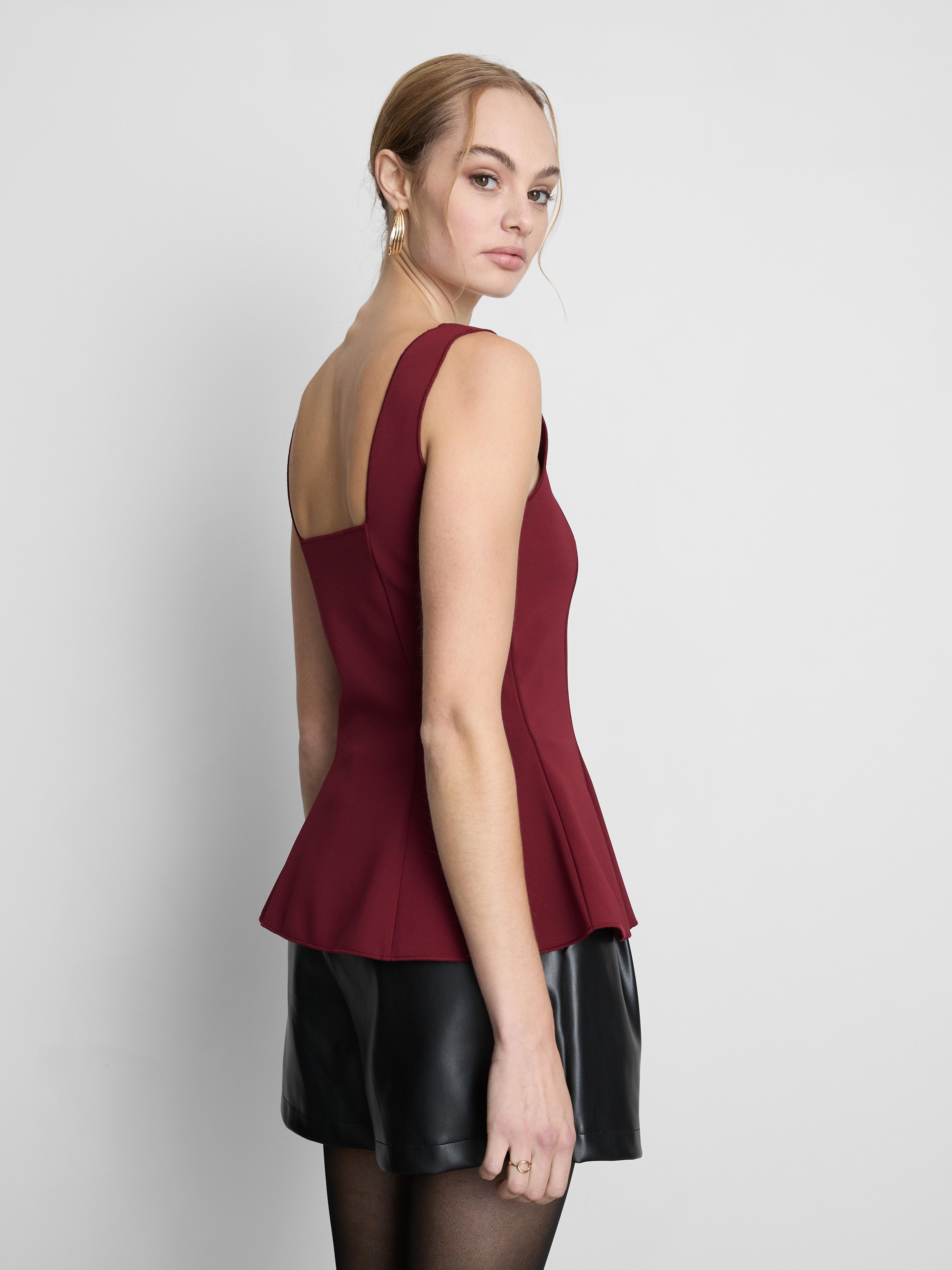 Top peplum gola quadrada
