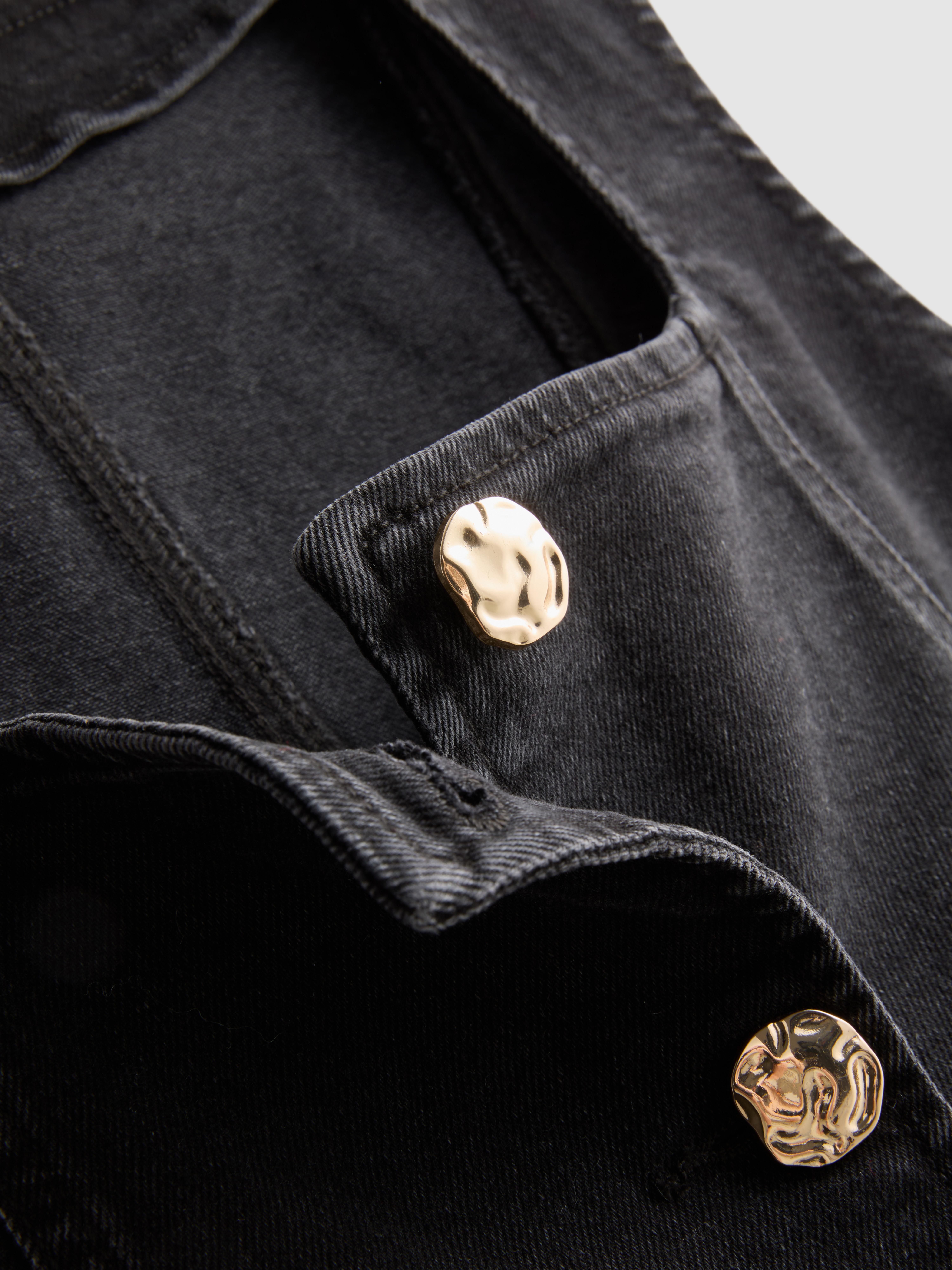 Chaleco vaquero de escote cuadrado