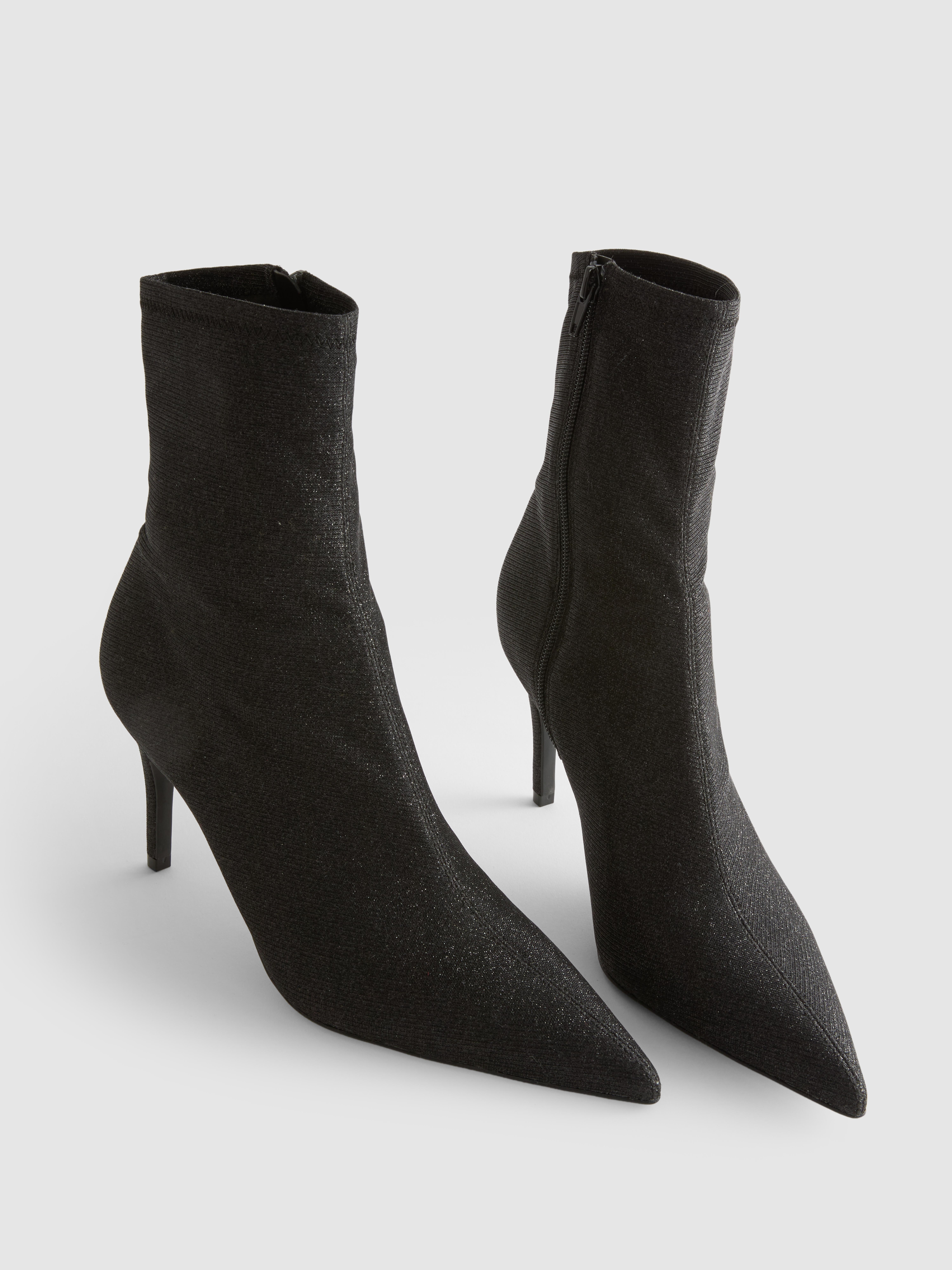 Botins pontiagudos brilho