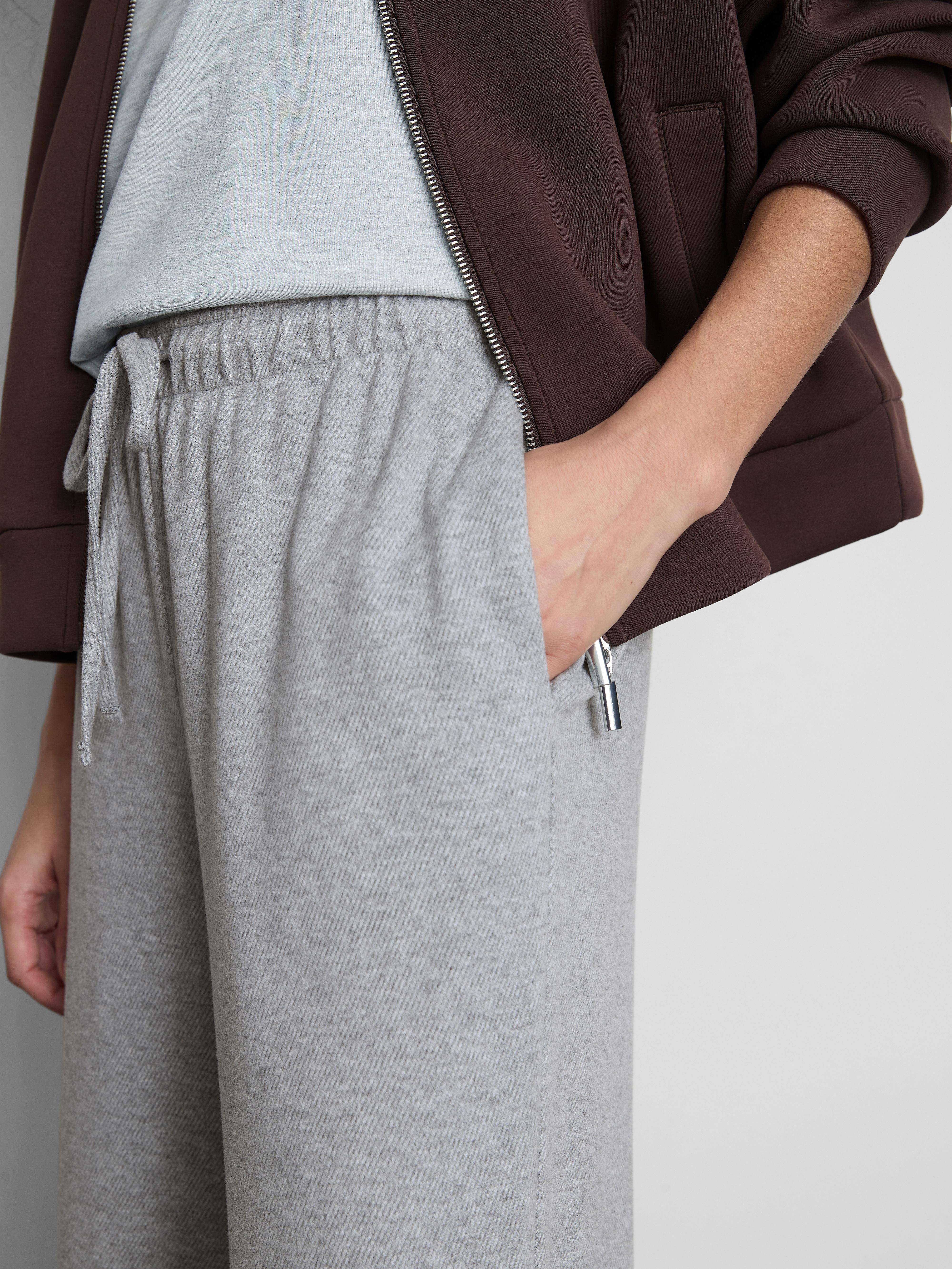 Women's Light Gray Relaxed Straight-Leg Joggers