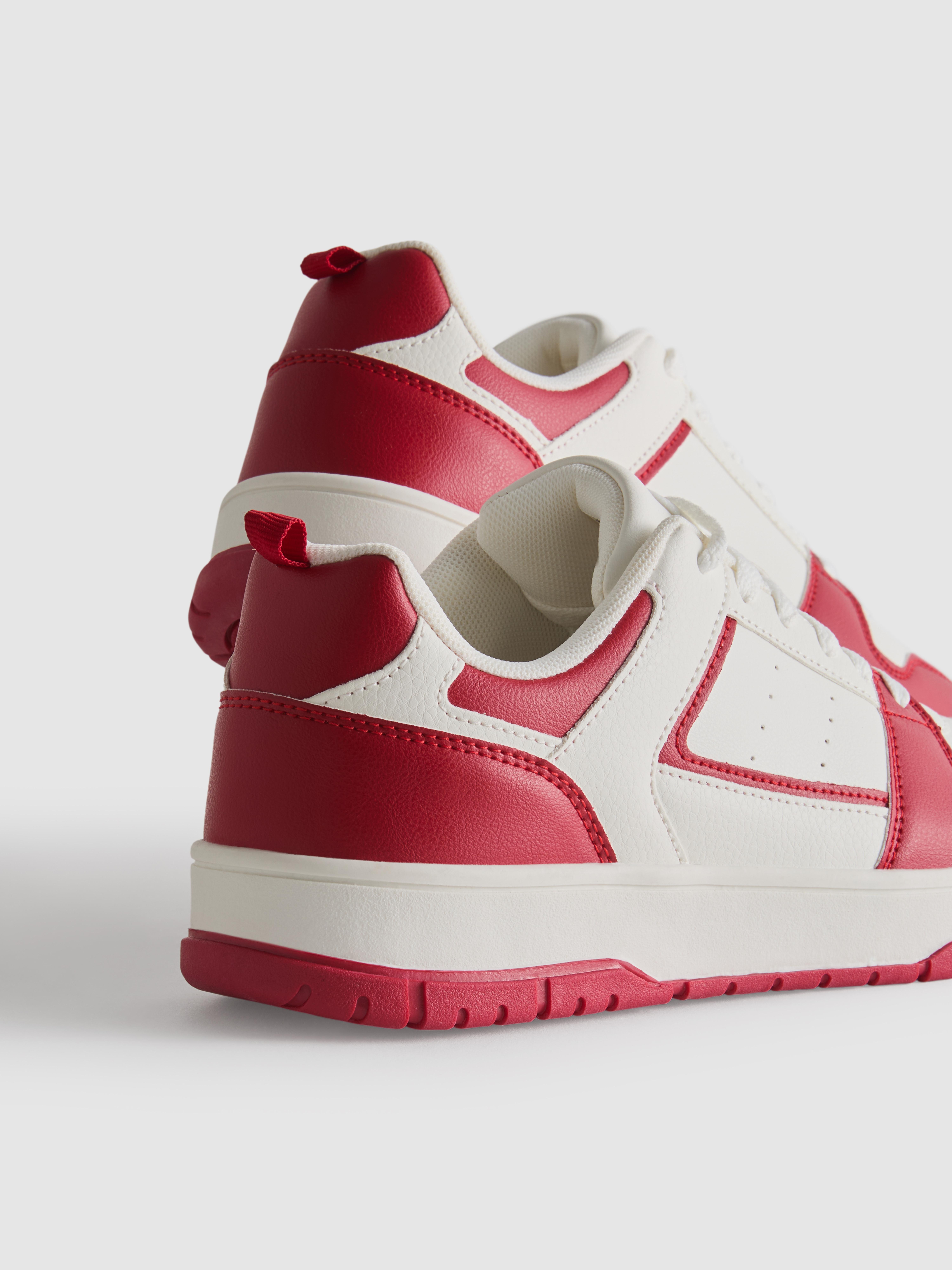 Women's Red Sporty Side-Panel Low-Top Sneakers