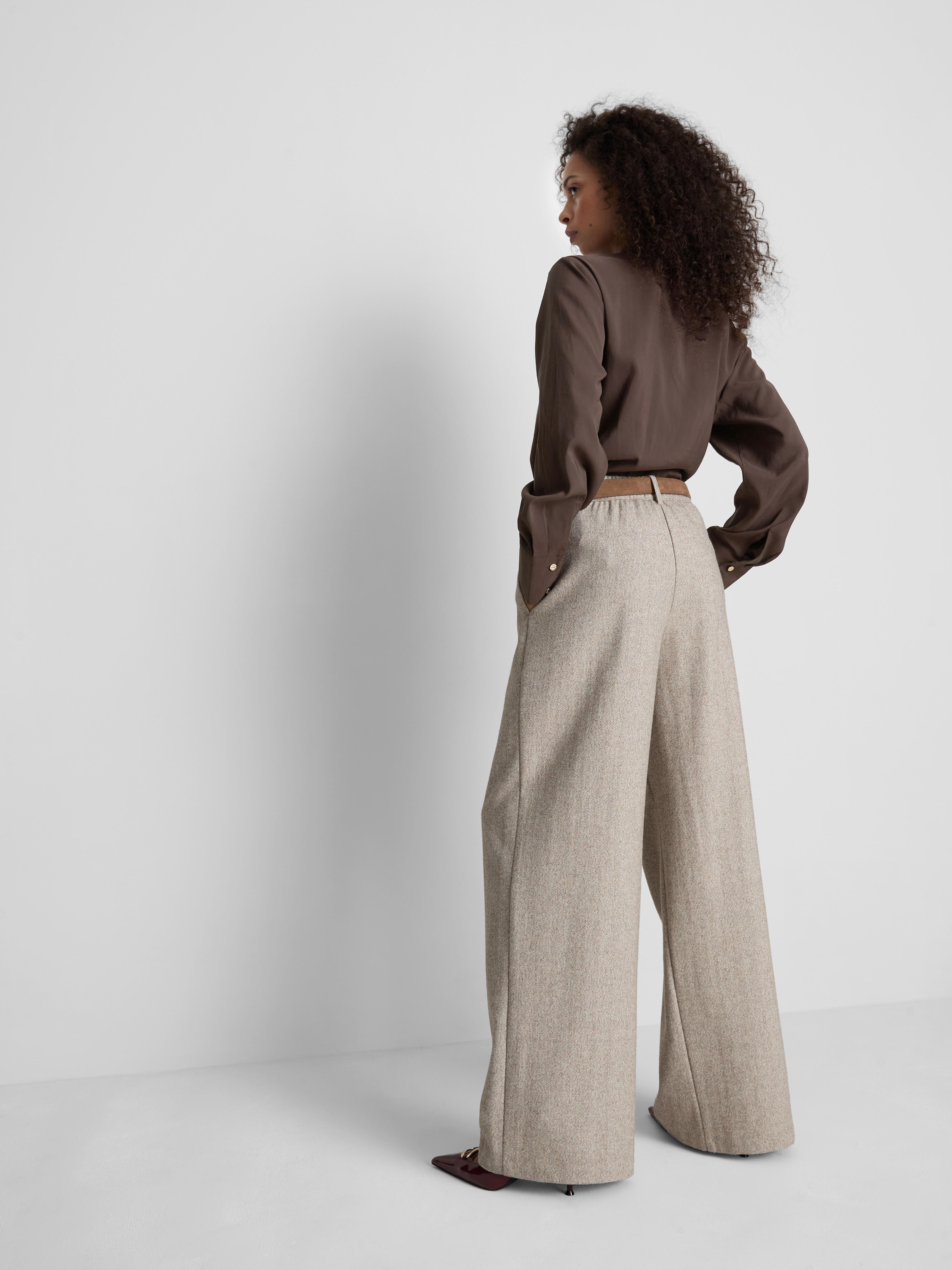 Koszula z materiału cupro