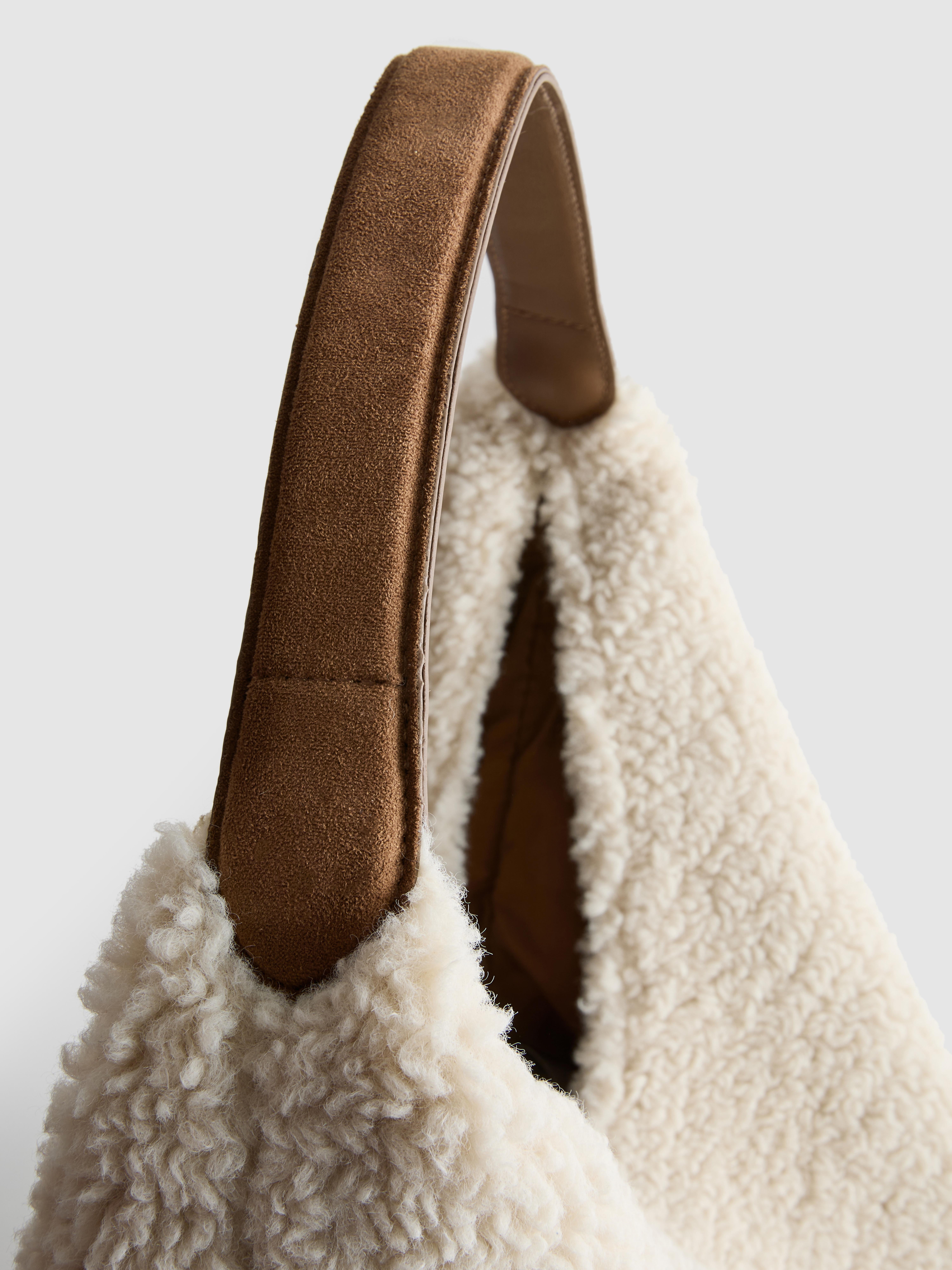 Paula Echevarría Borg Curved Shopper