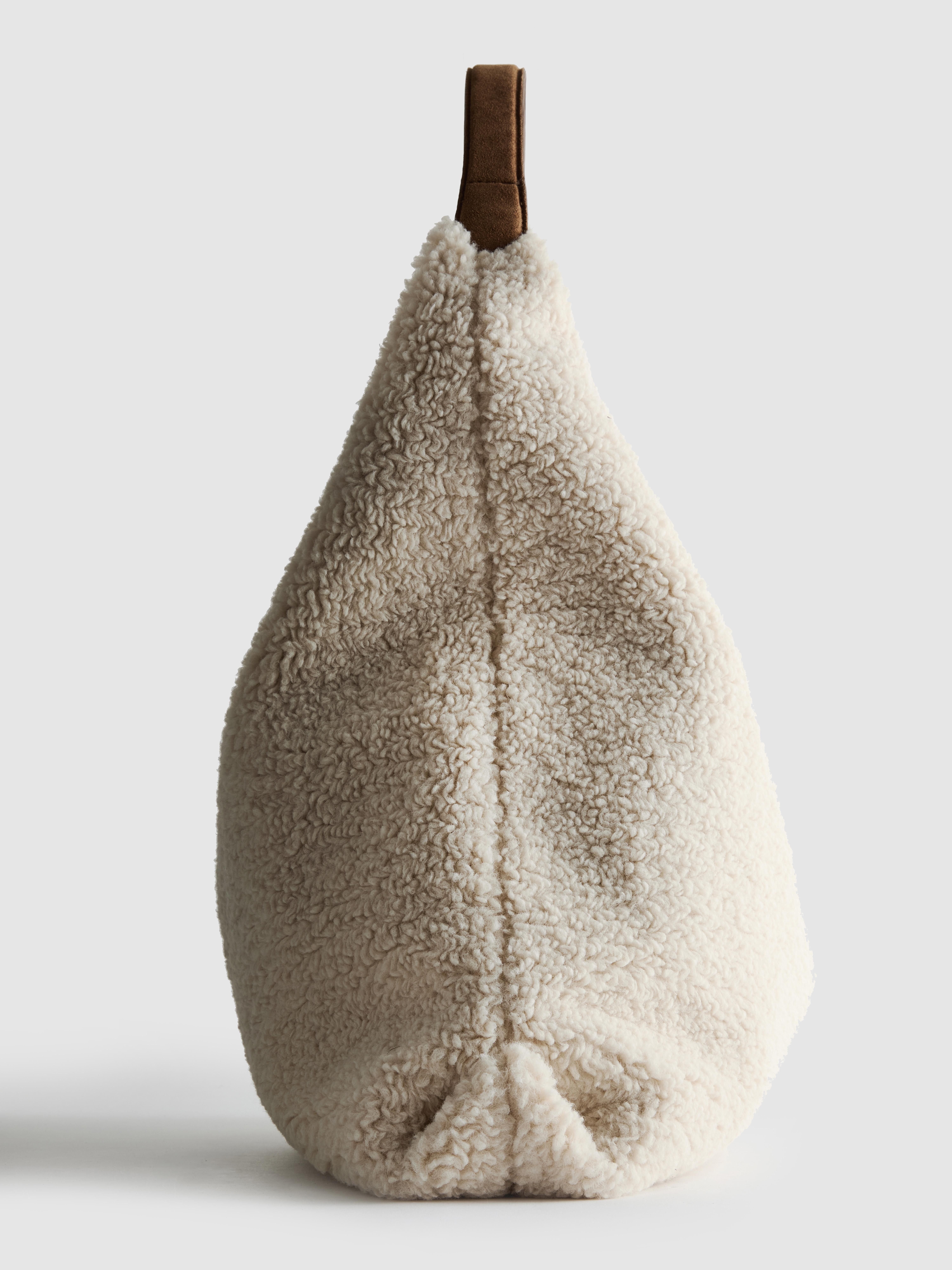 Paula Echevarría Borg Curved Shopper