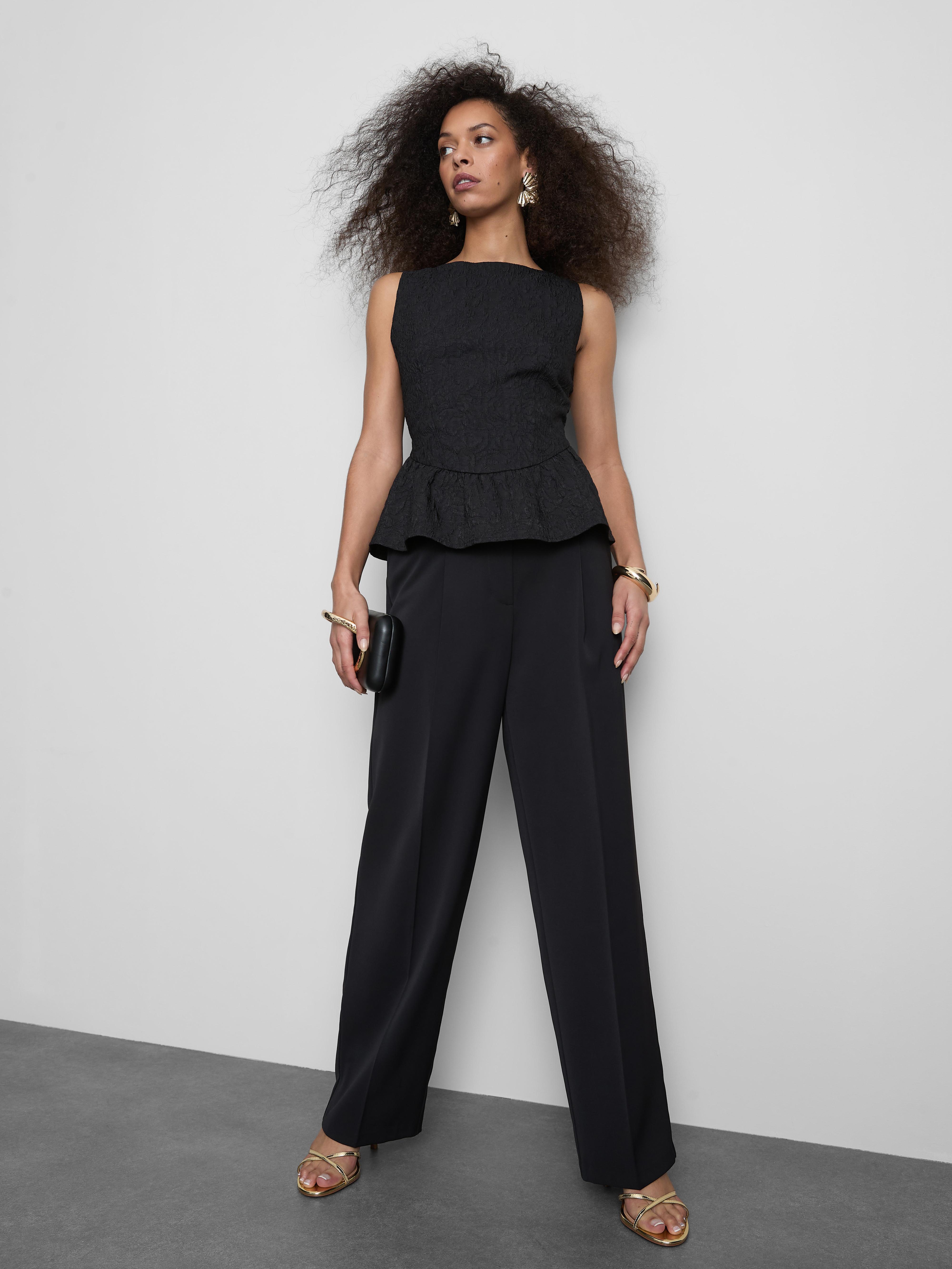 Top v korzetovom štýle s peplum volánom