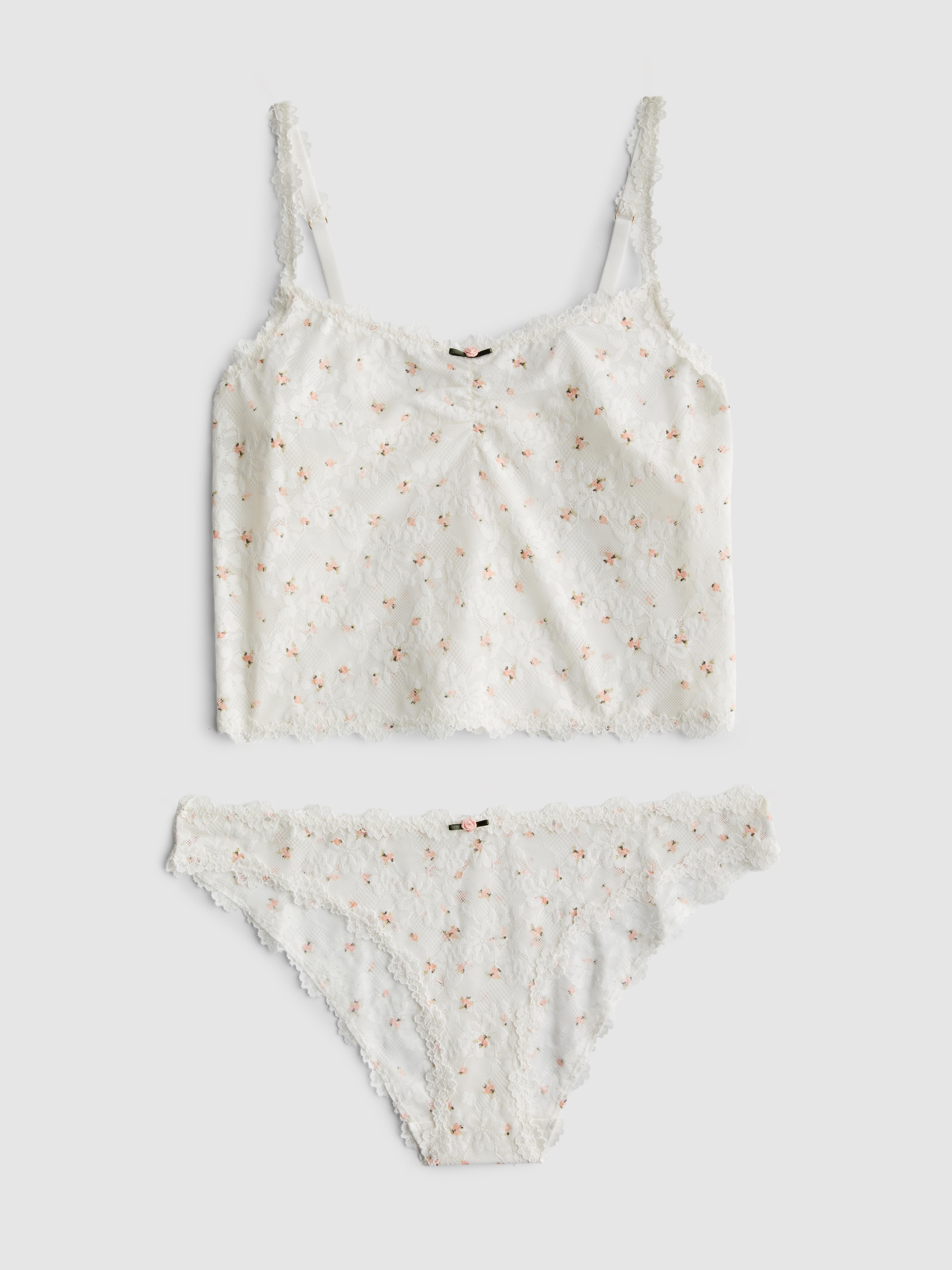 Set van kanten hemdje en slip