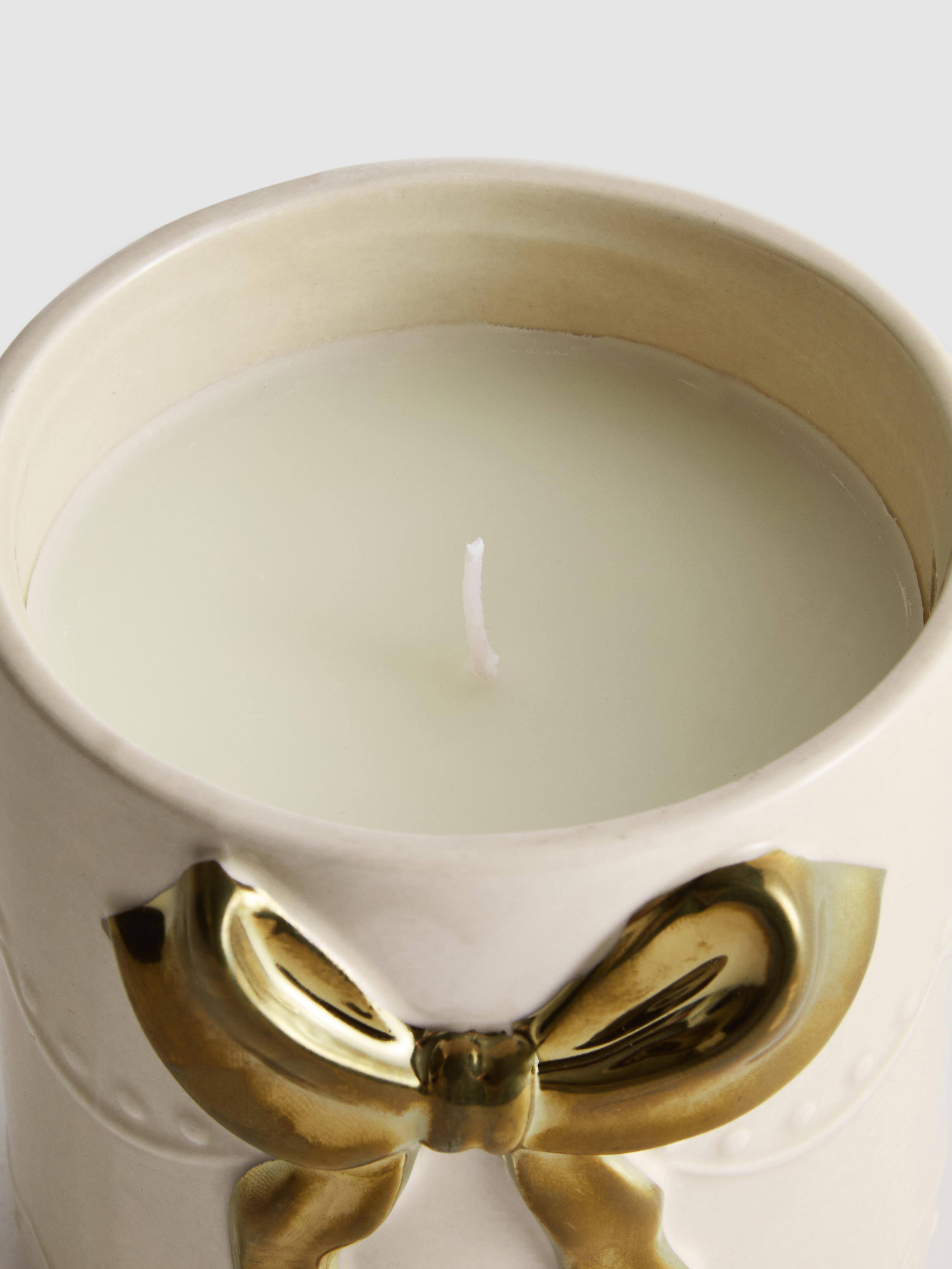 Scented Candle In Bow Container