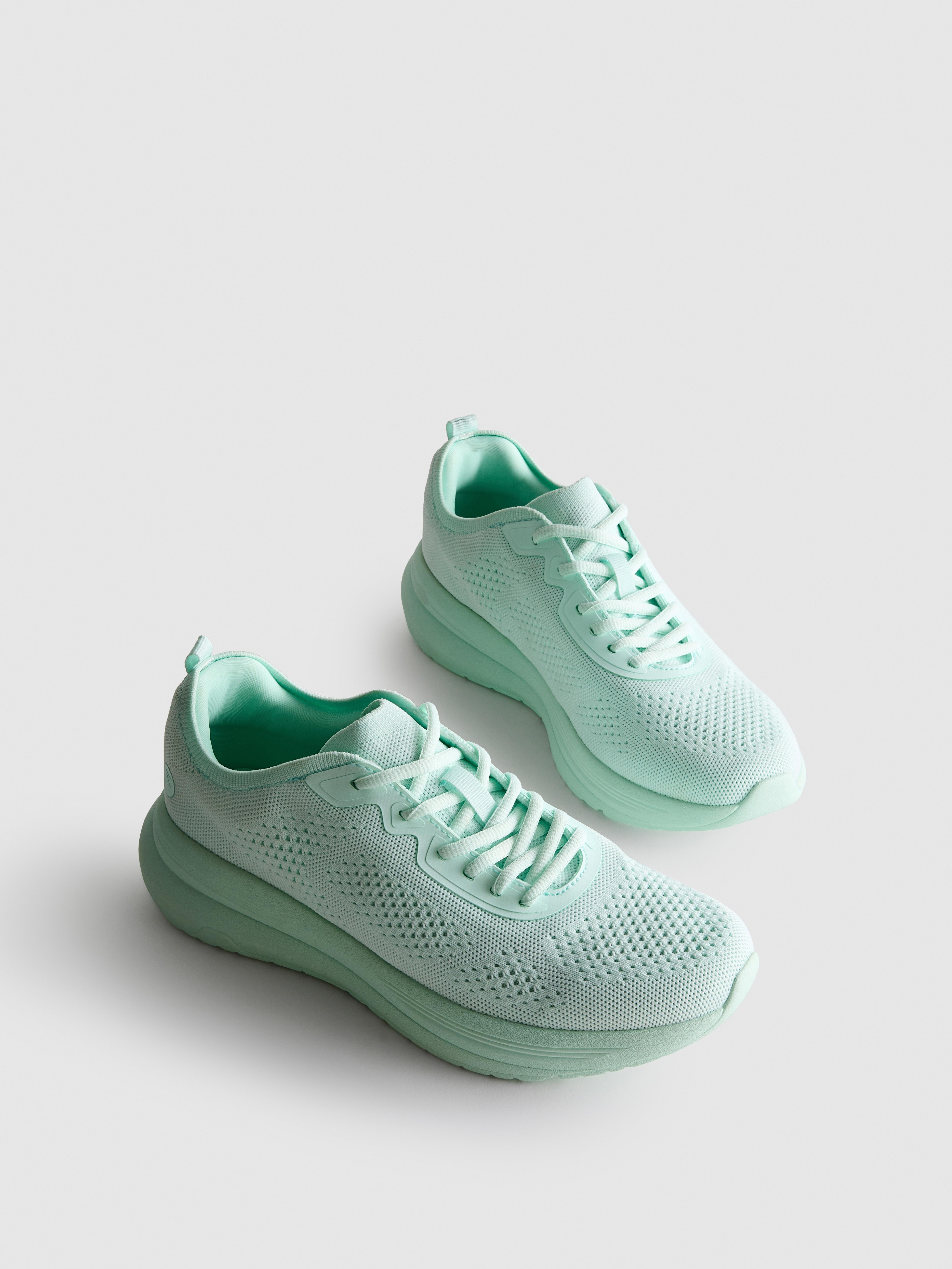 Knitted Lace-Up Trainer