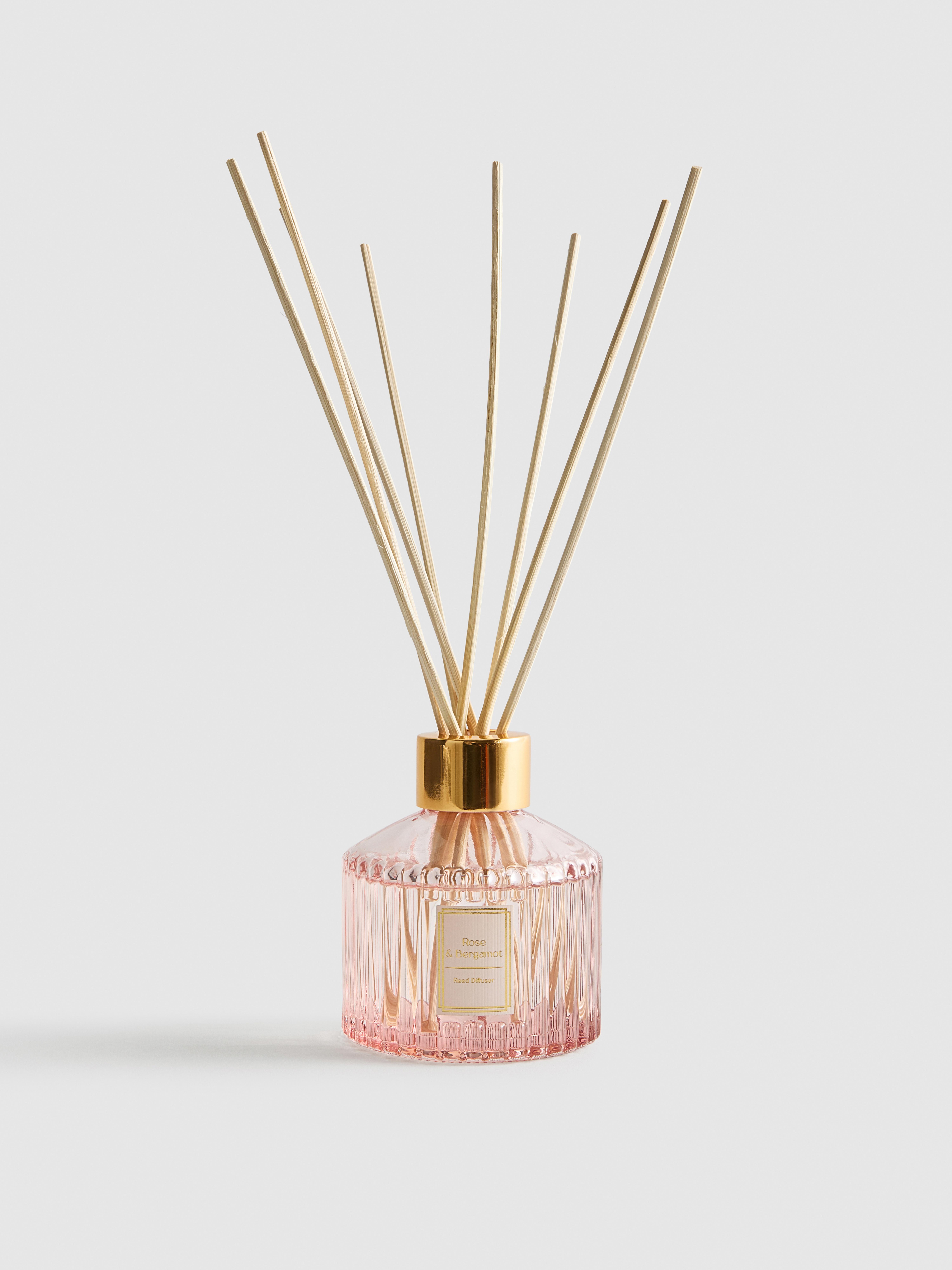 Scented Reed Diffuser In Fluted Jar