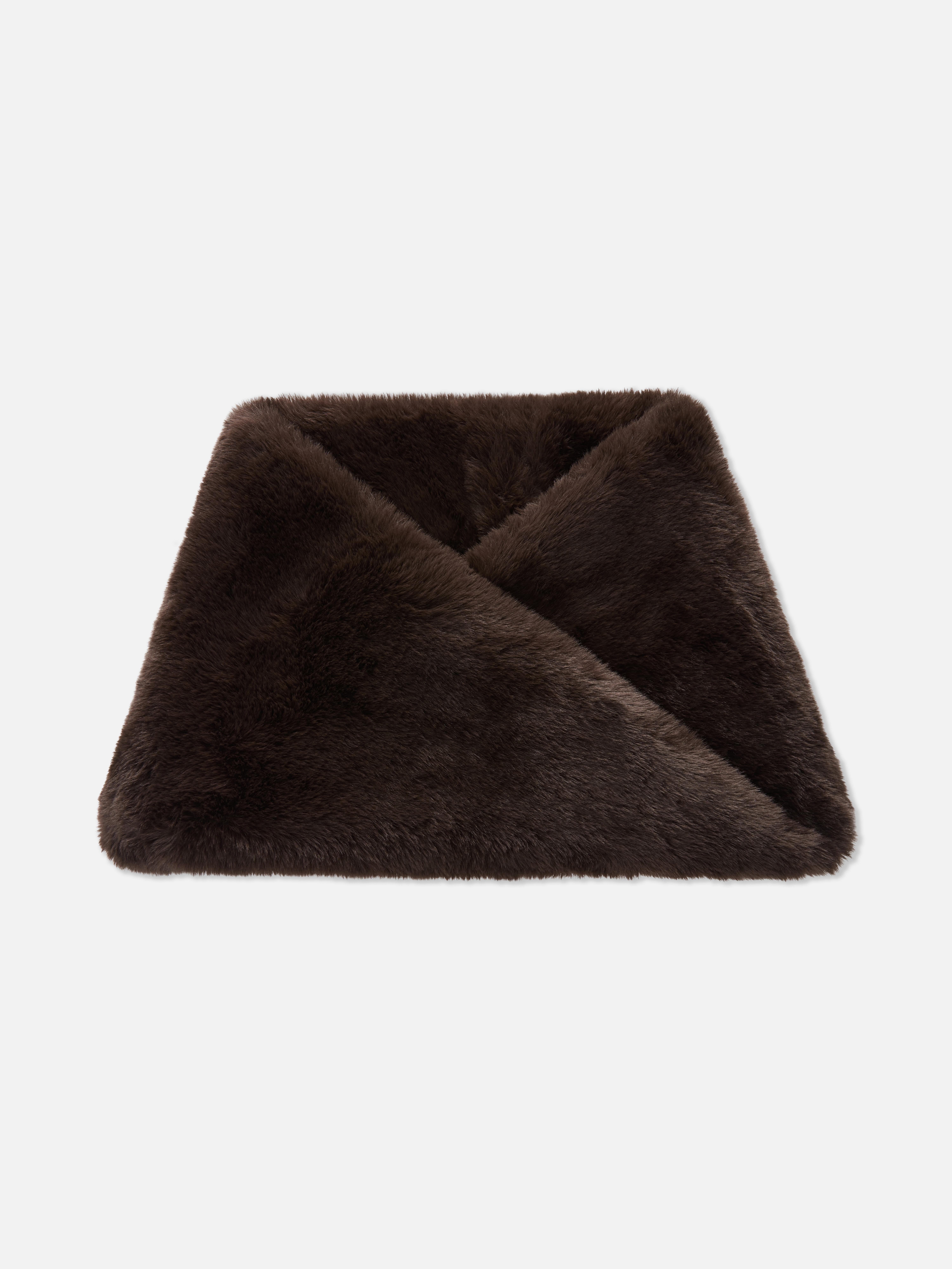 Snood en fausse fourrure Paula Echevarría