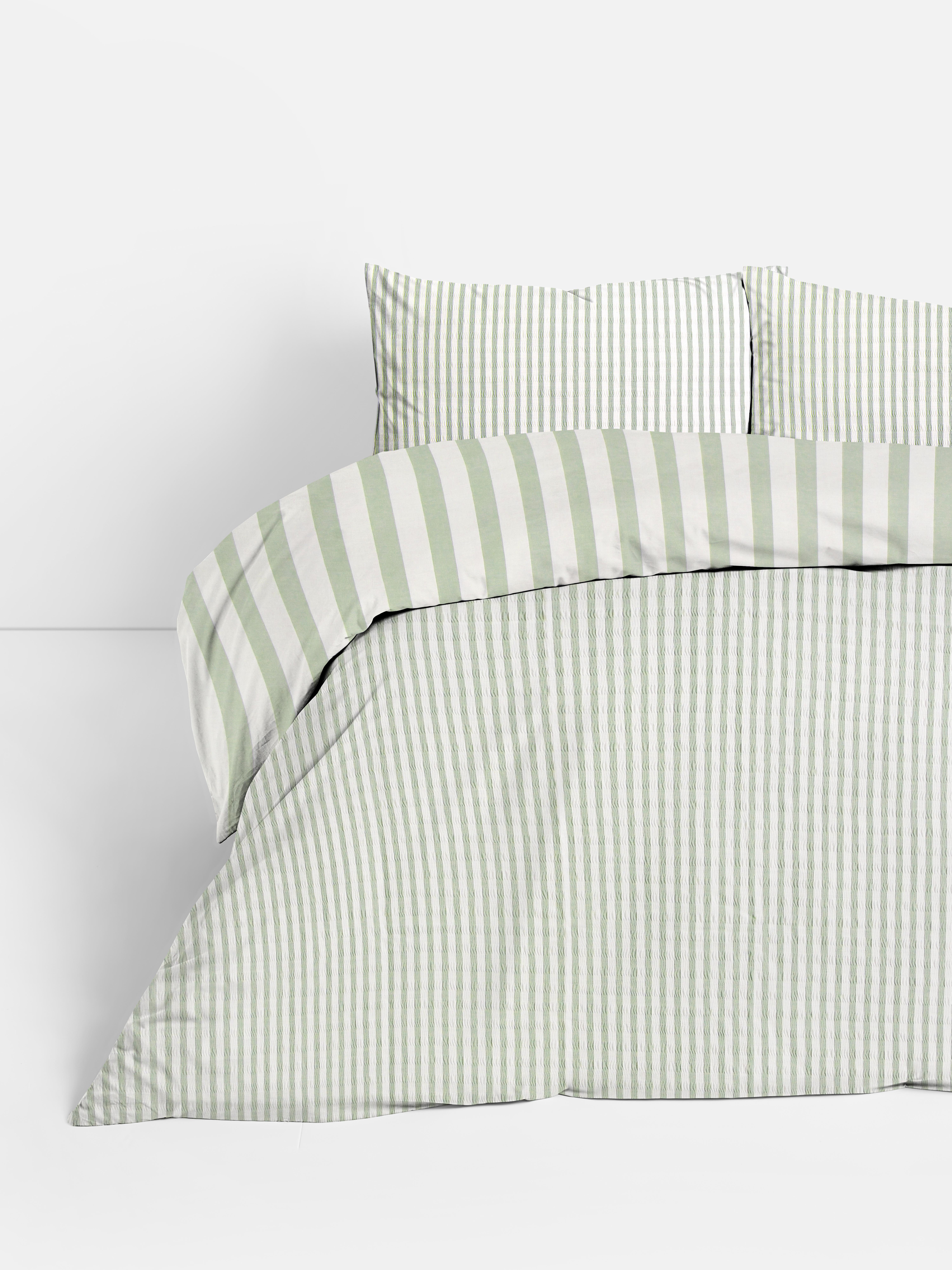 Gestreepte kingsize dekbedovertrekset van seersucker