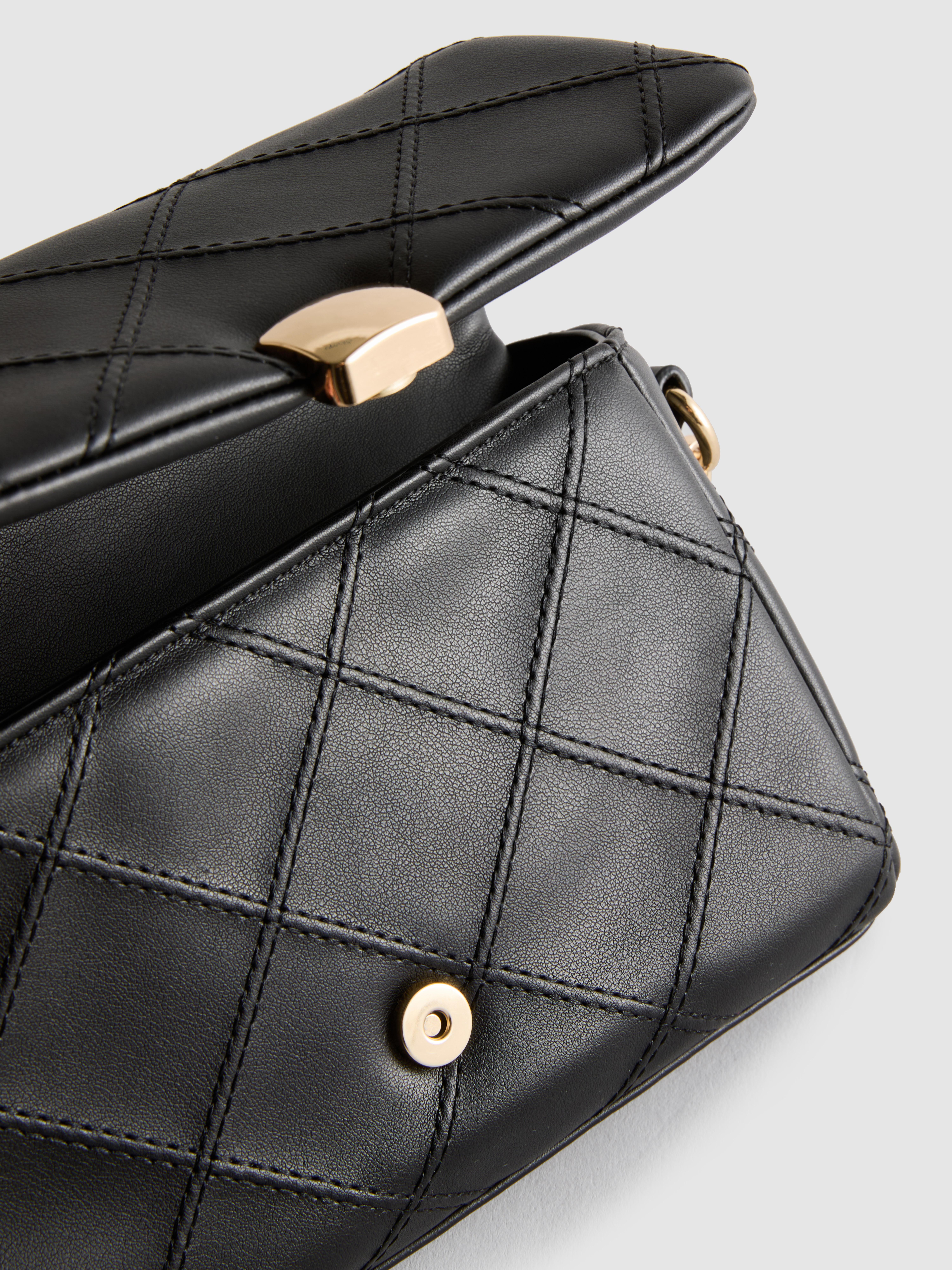 Geantă plic matlasată