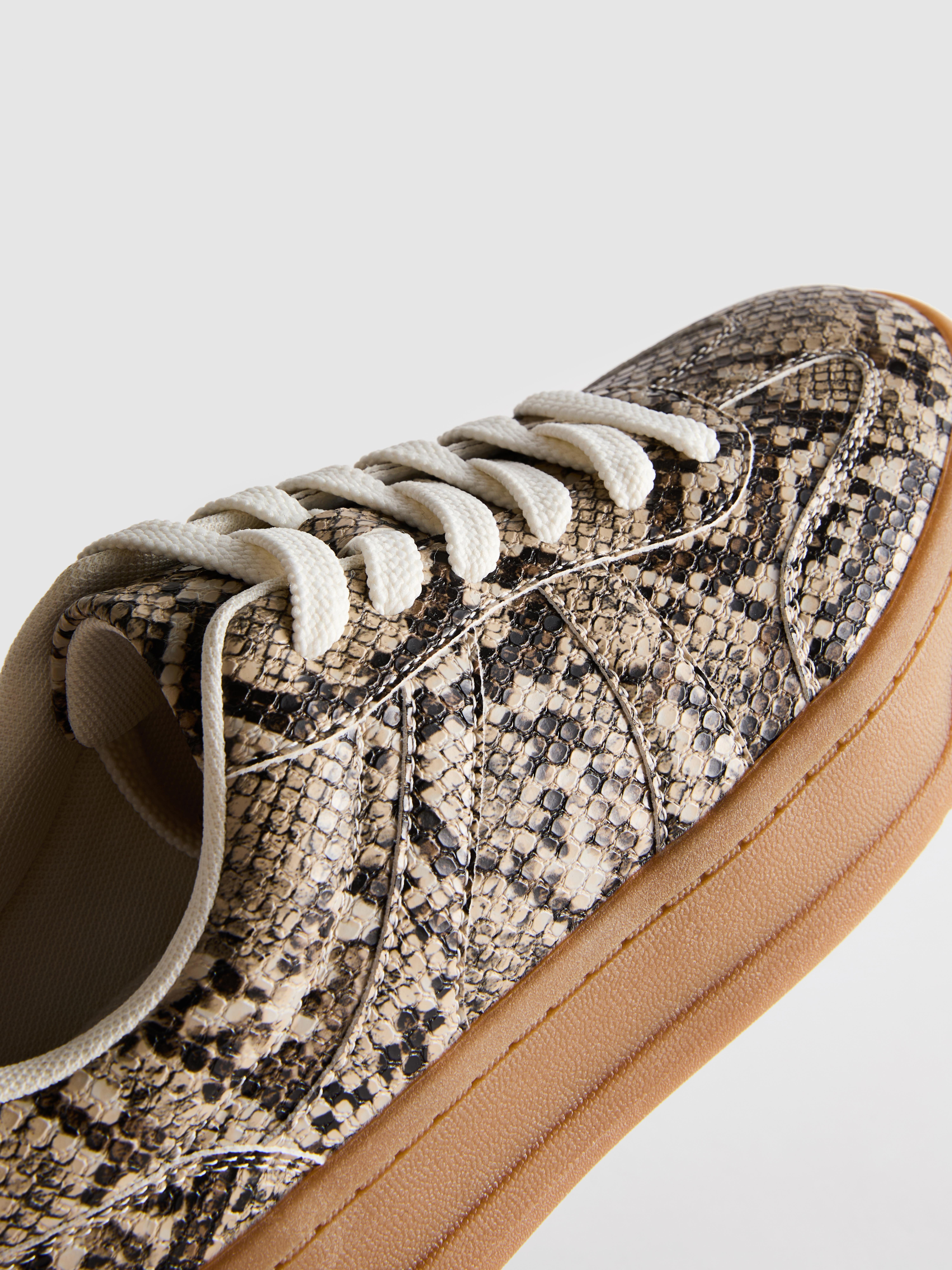 Women's Multi Snake Gum Sole Flatform Sneakers