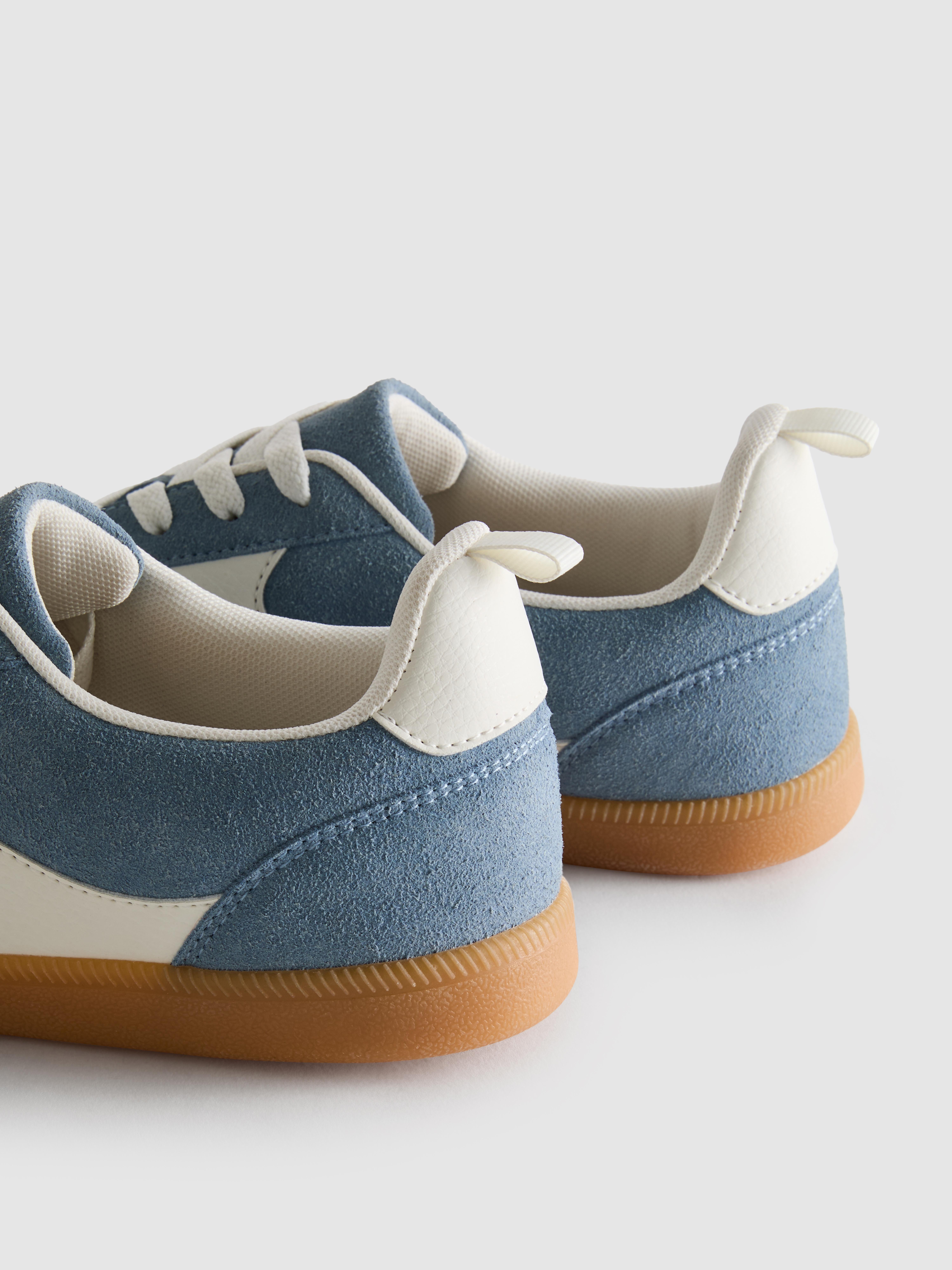 Women's Blue Faux Suede Gum Sole Low Top Sneakers