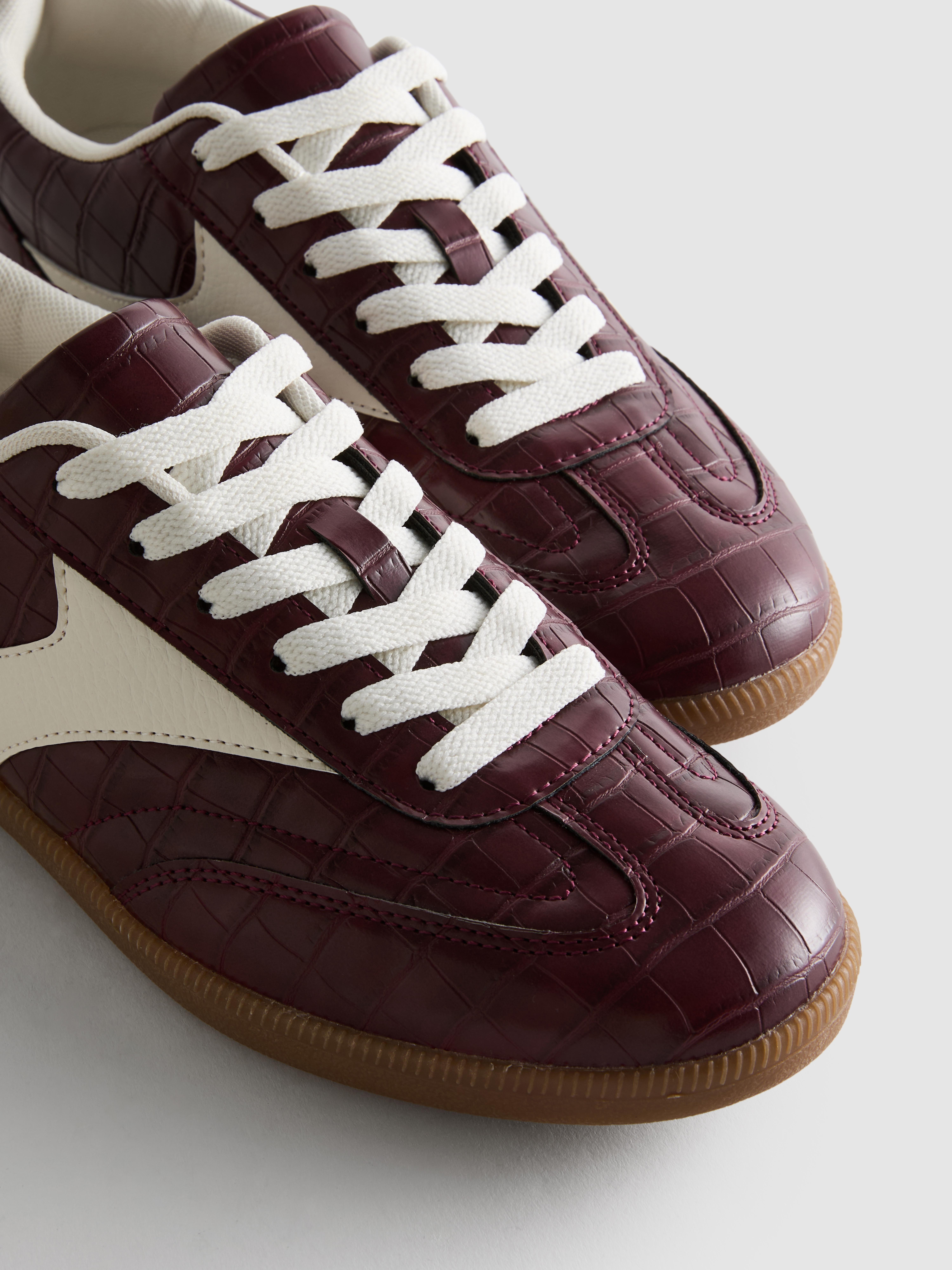 Women's Burgundy Faux Croc Gum Sole Low Top Sneakers