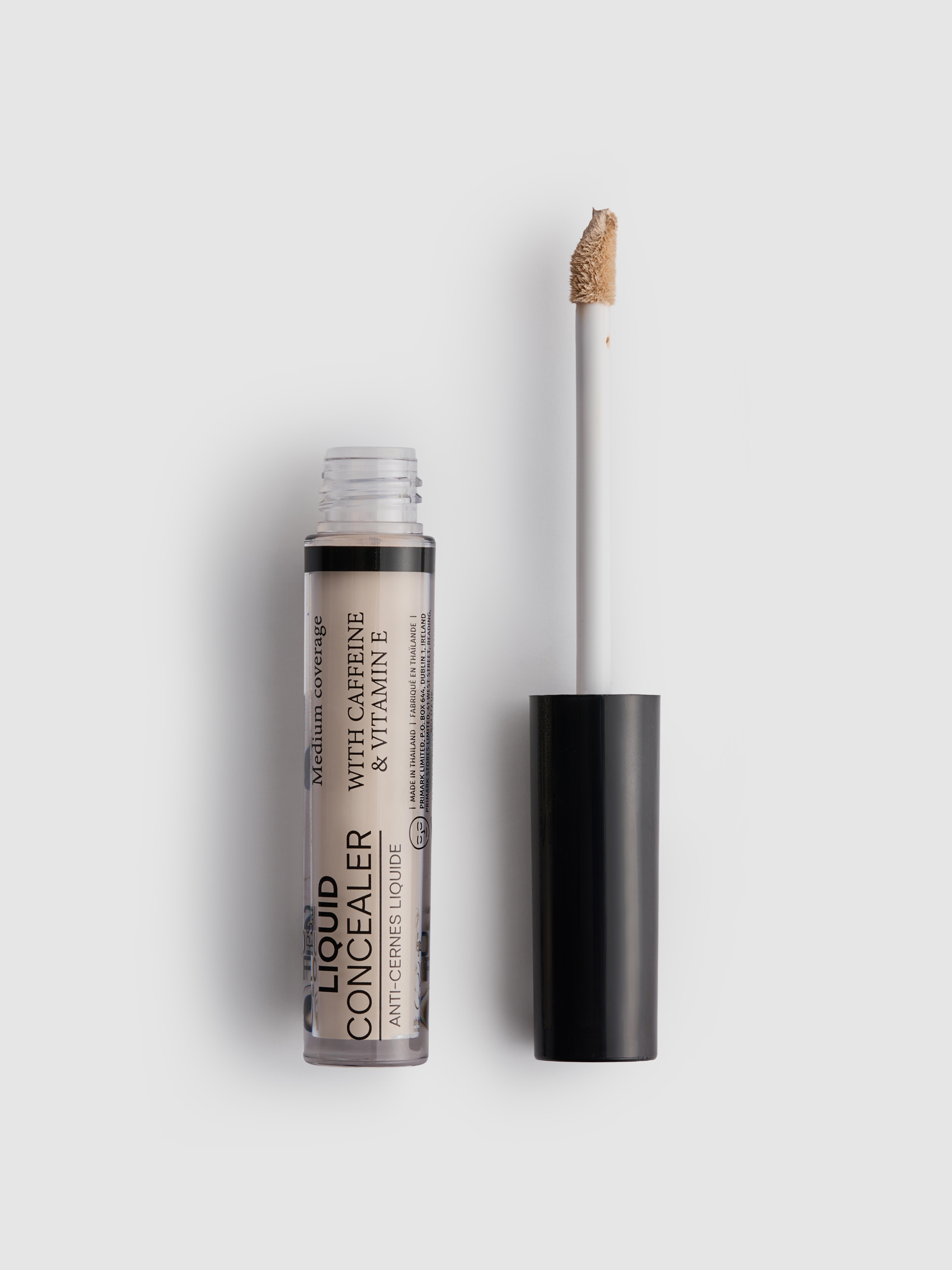 Korektor w płynie PS...