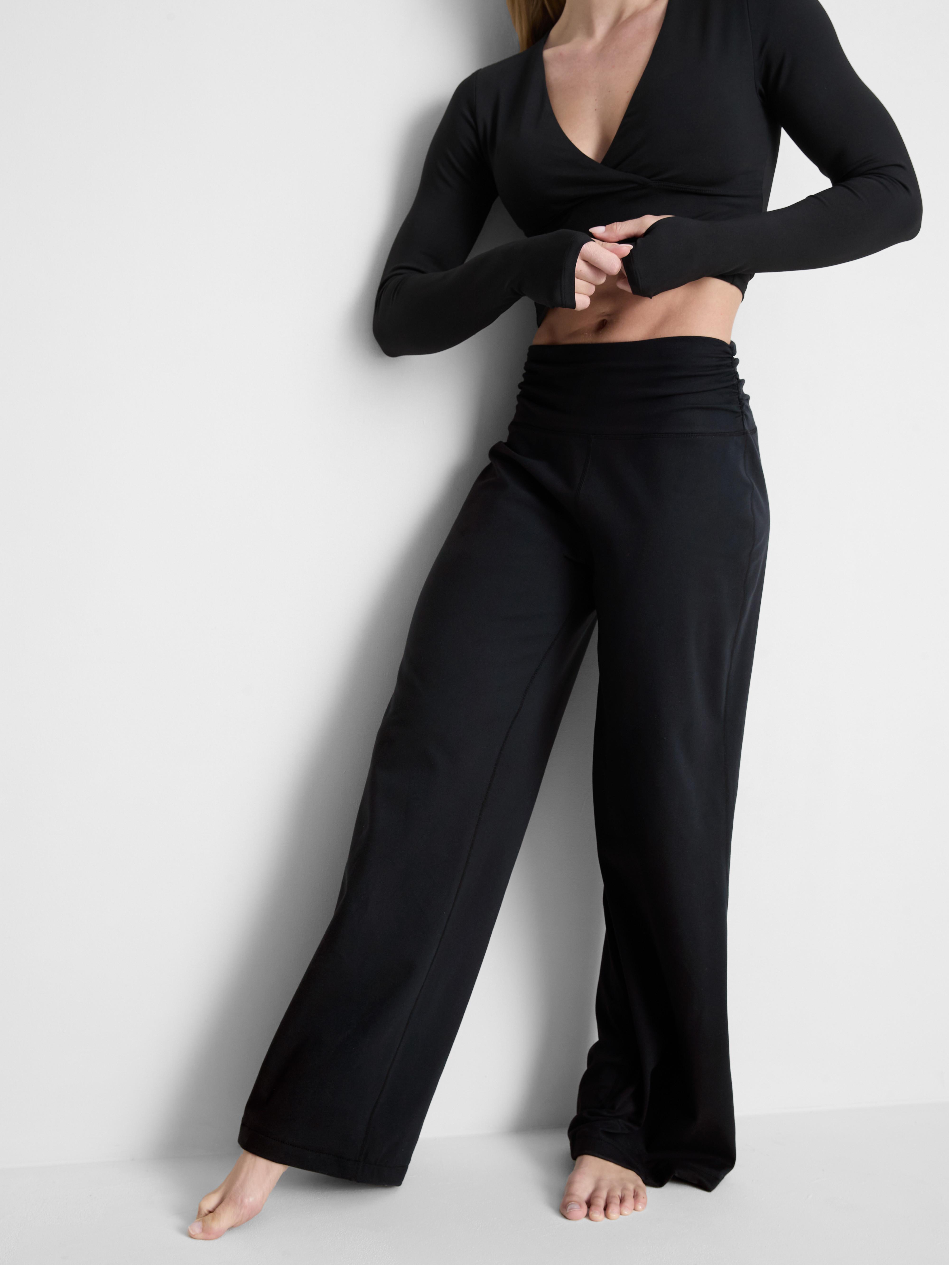 Active Ruched Flare Leggings