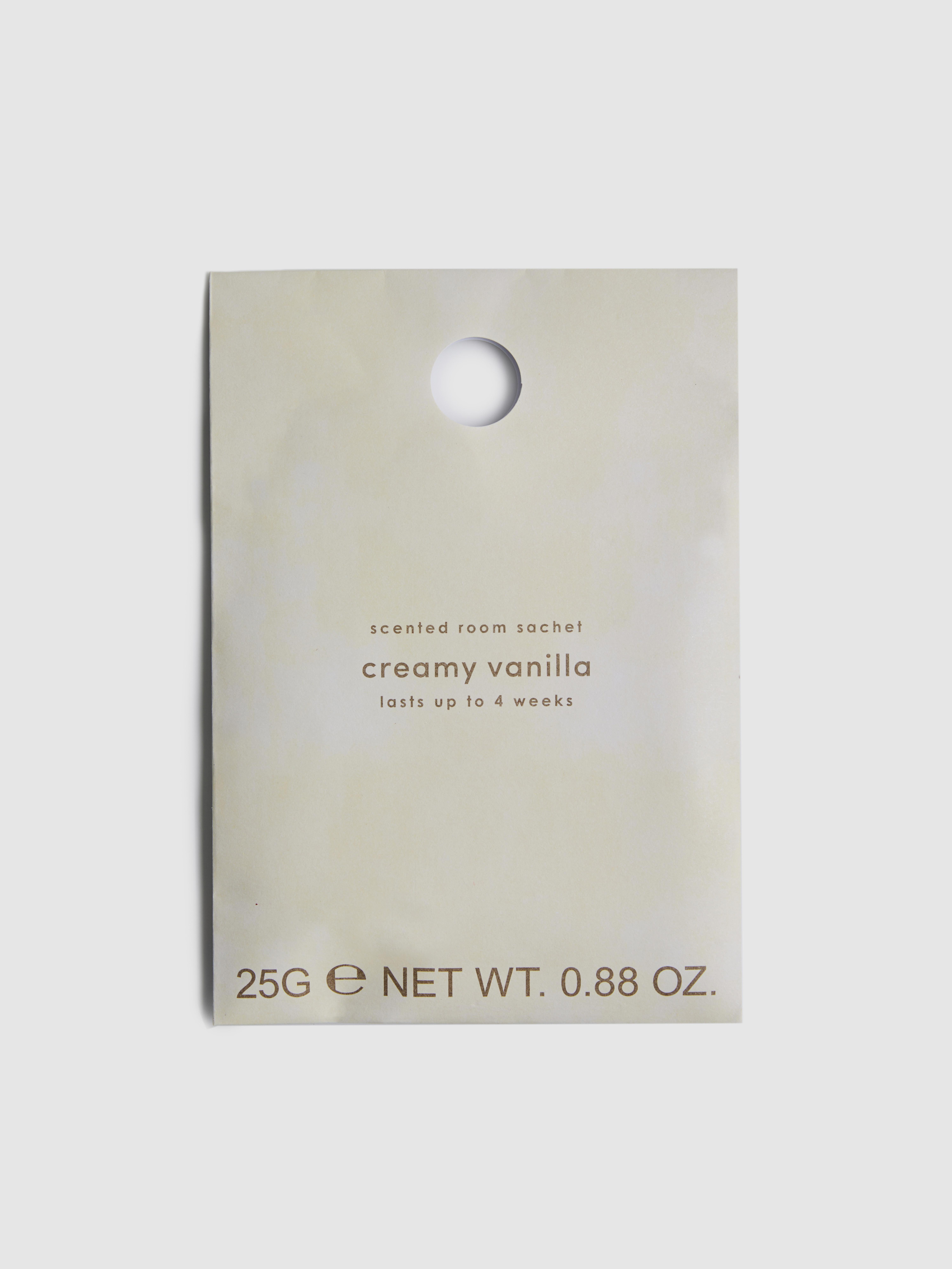 Cream Scented Room Sachet