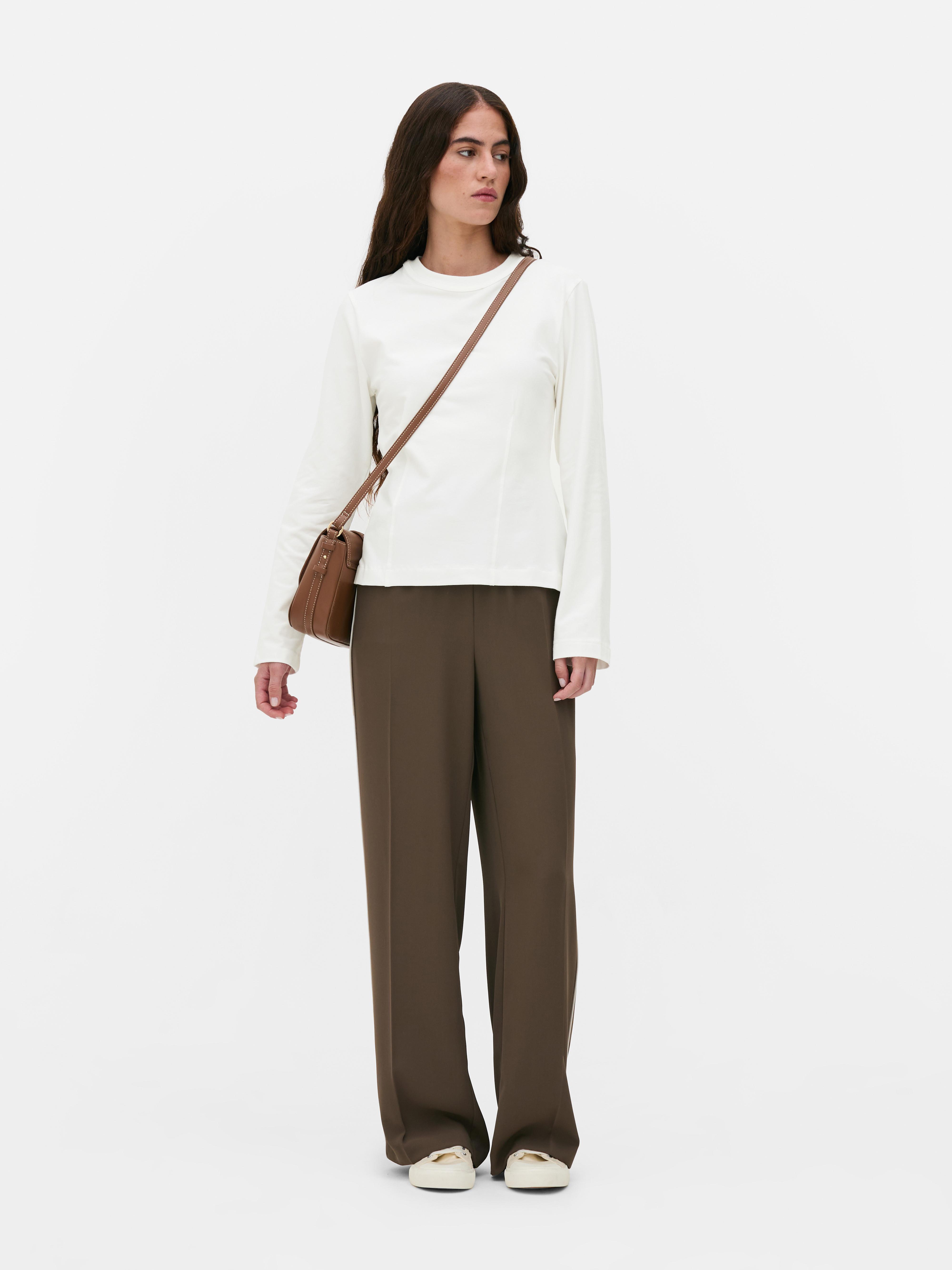 Tailliertes Langarmshirt