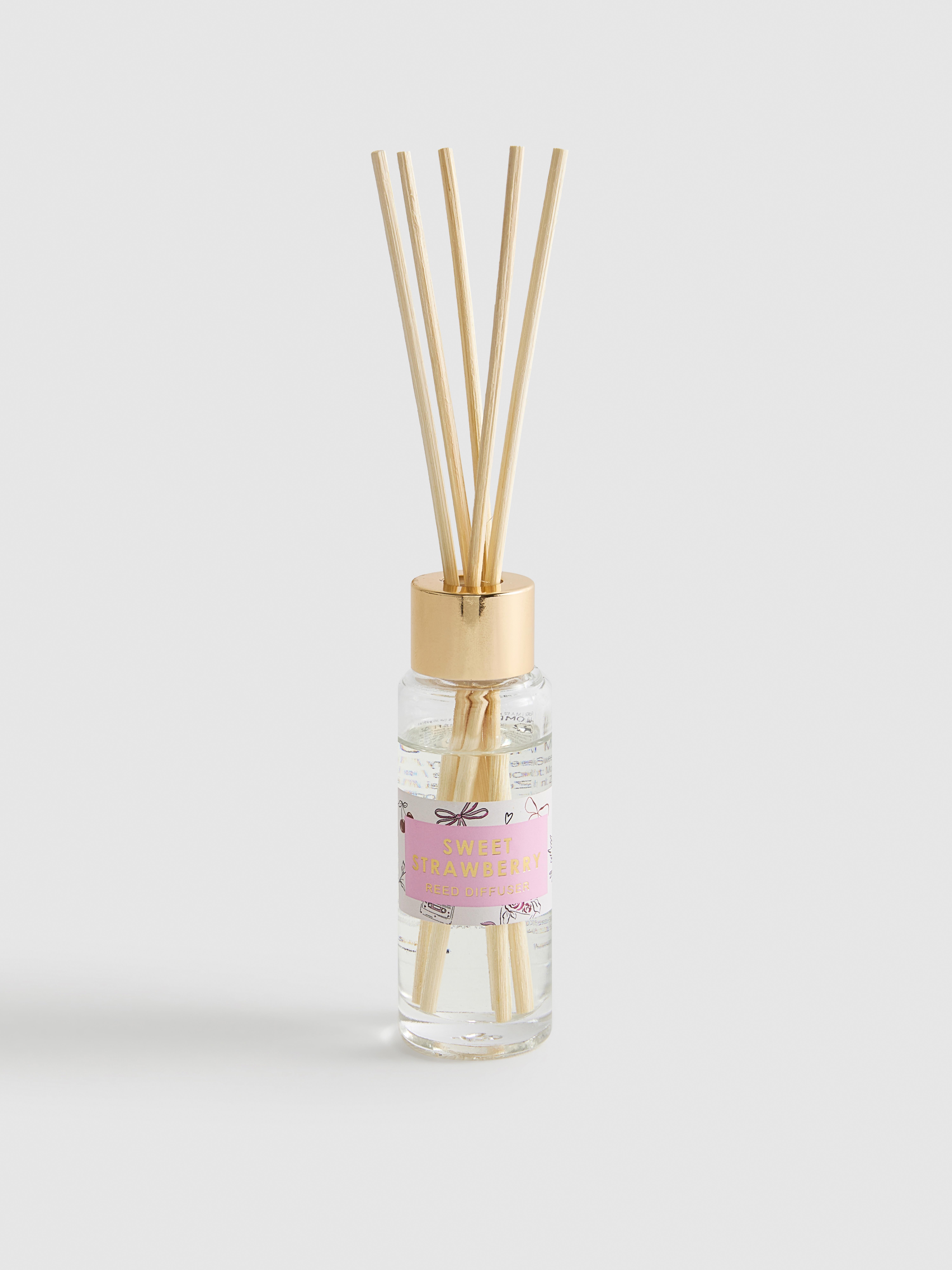 Light Pink Mini Scented Reed Diffuse