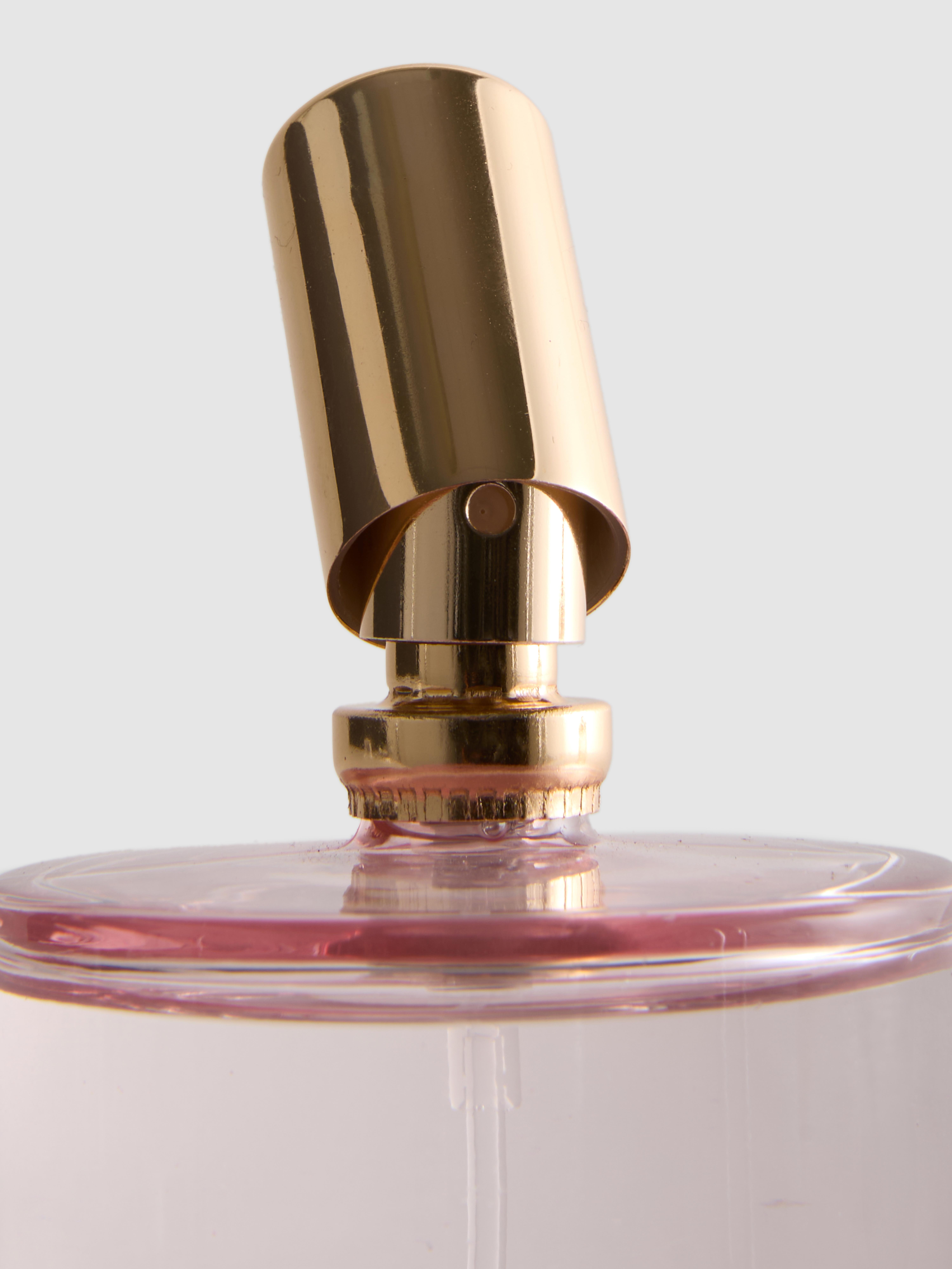 Désodorisant intérieur parfumé dans un flacon en verre coloré