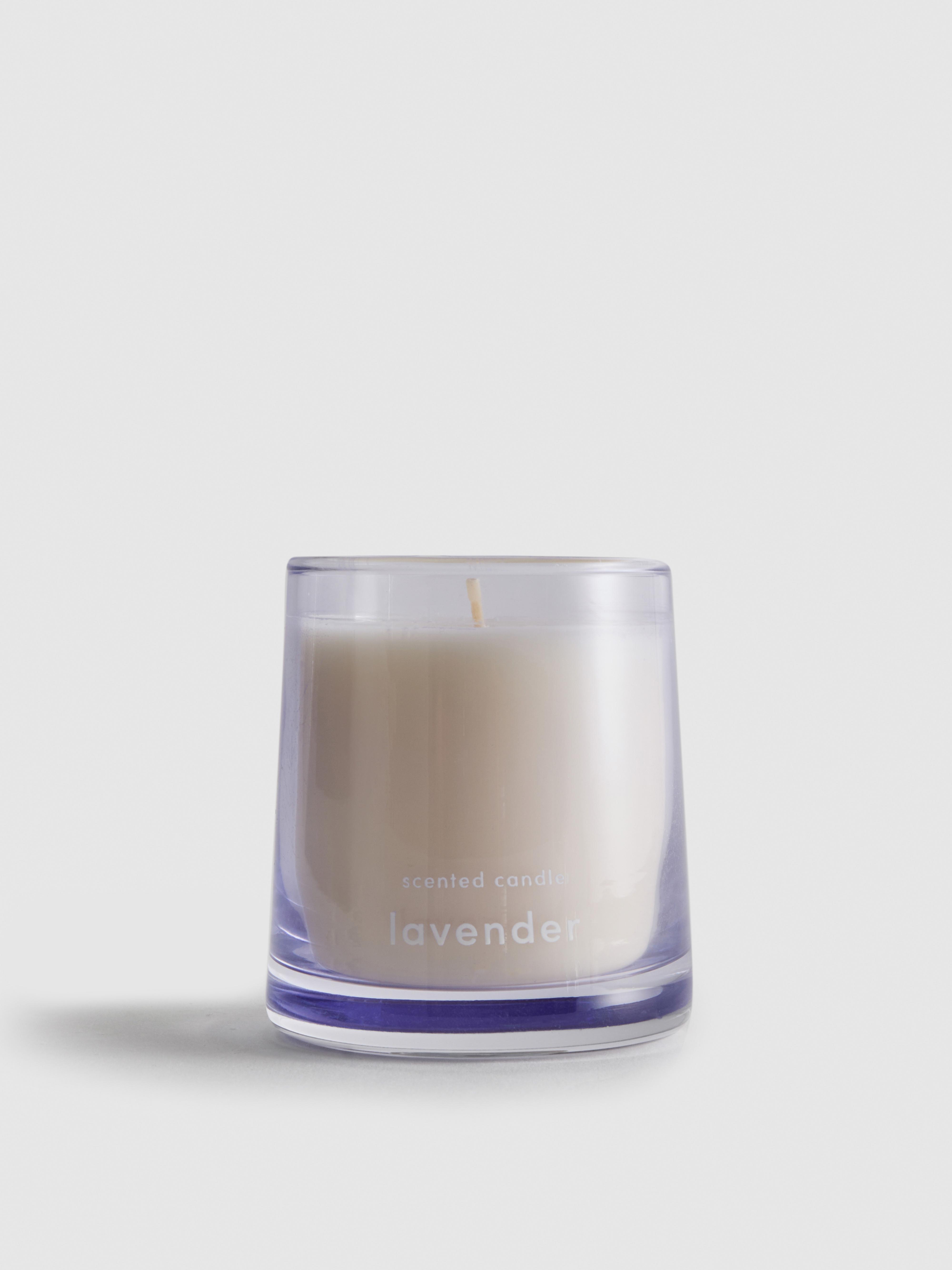 Duftkerze in farbigem Glas