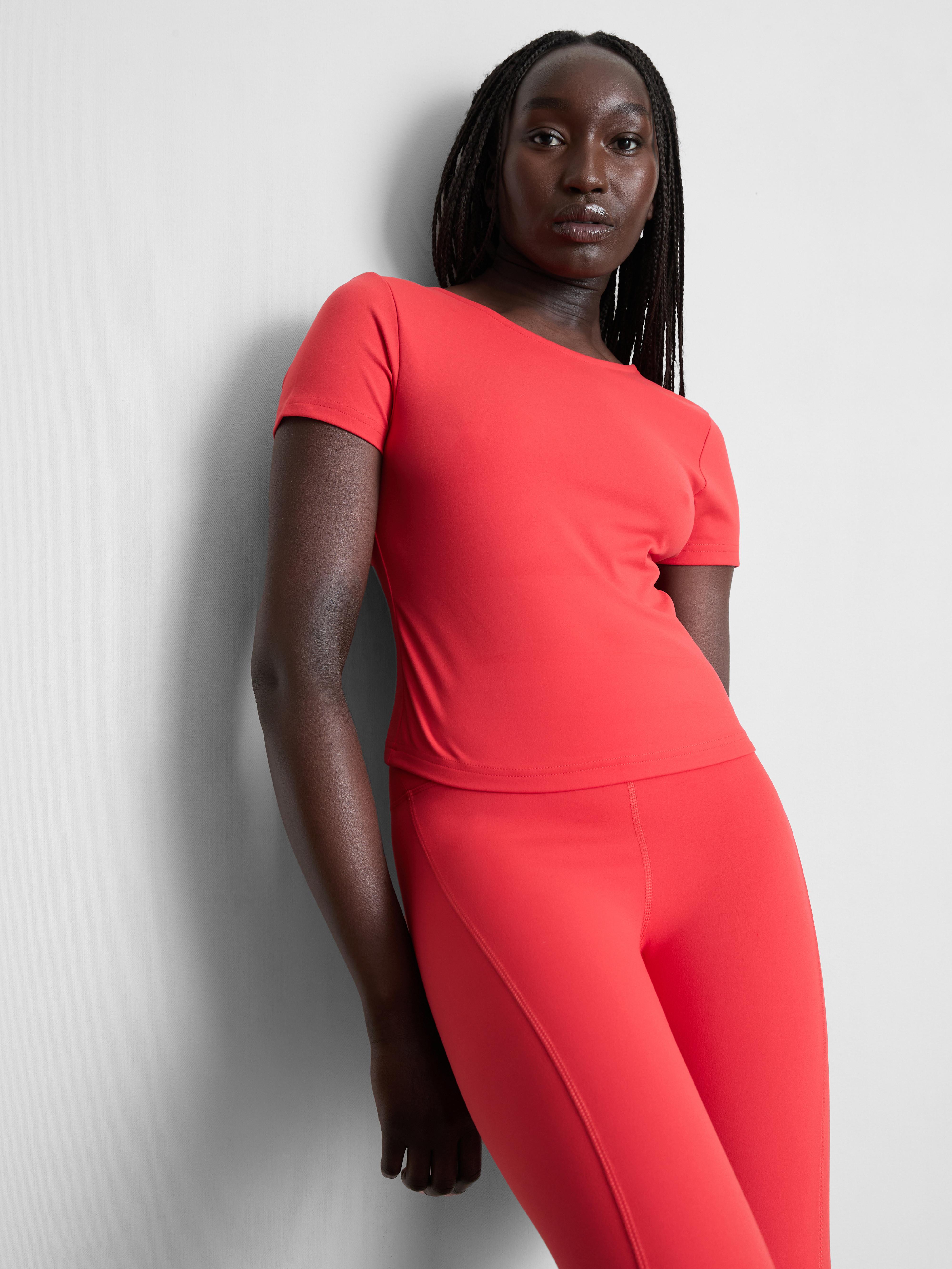 Women's Red Rita Ora Scoop-Back Performance Tee