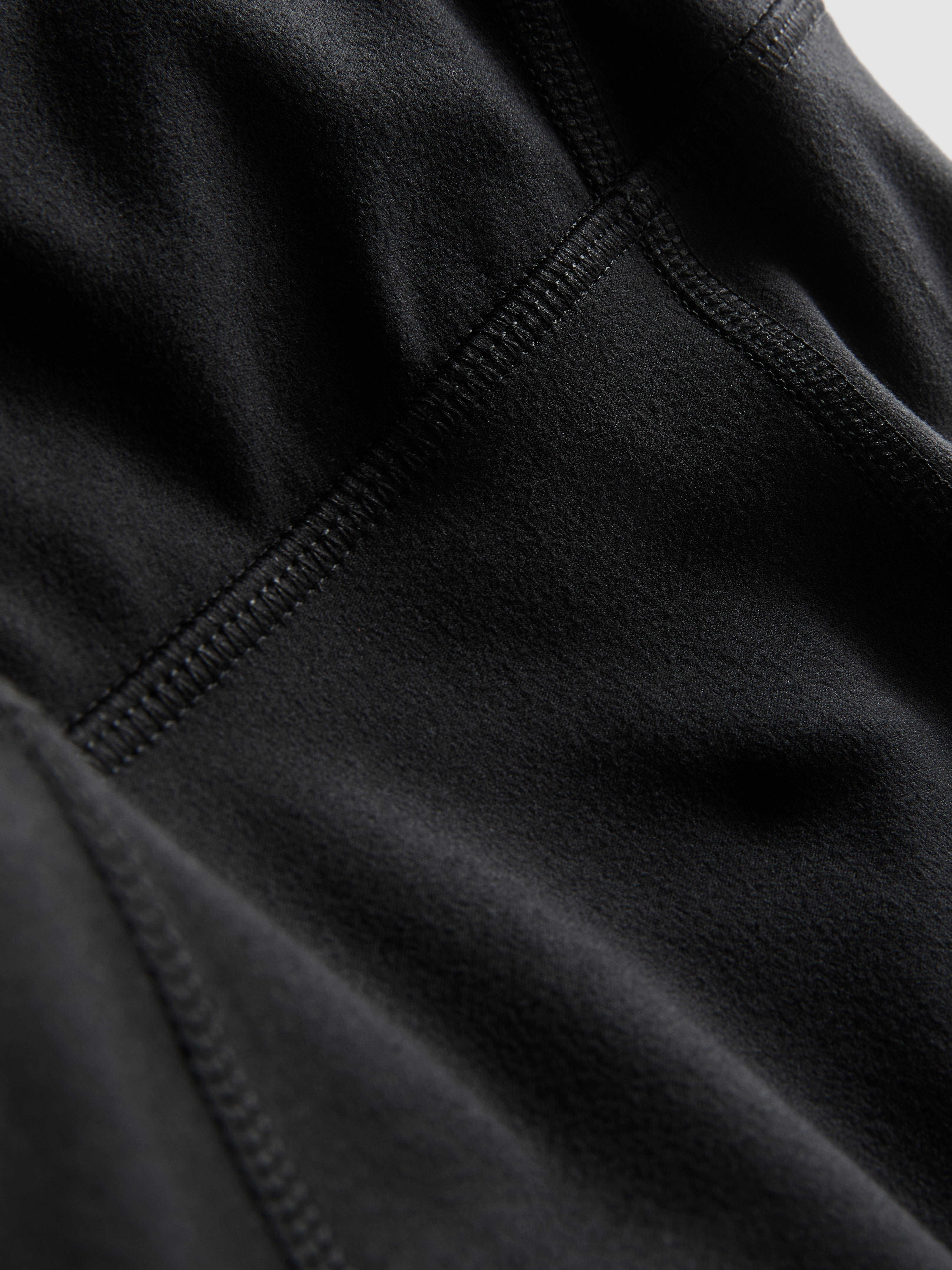 Women's Black Rita Ora Active Capri Leggings