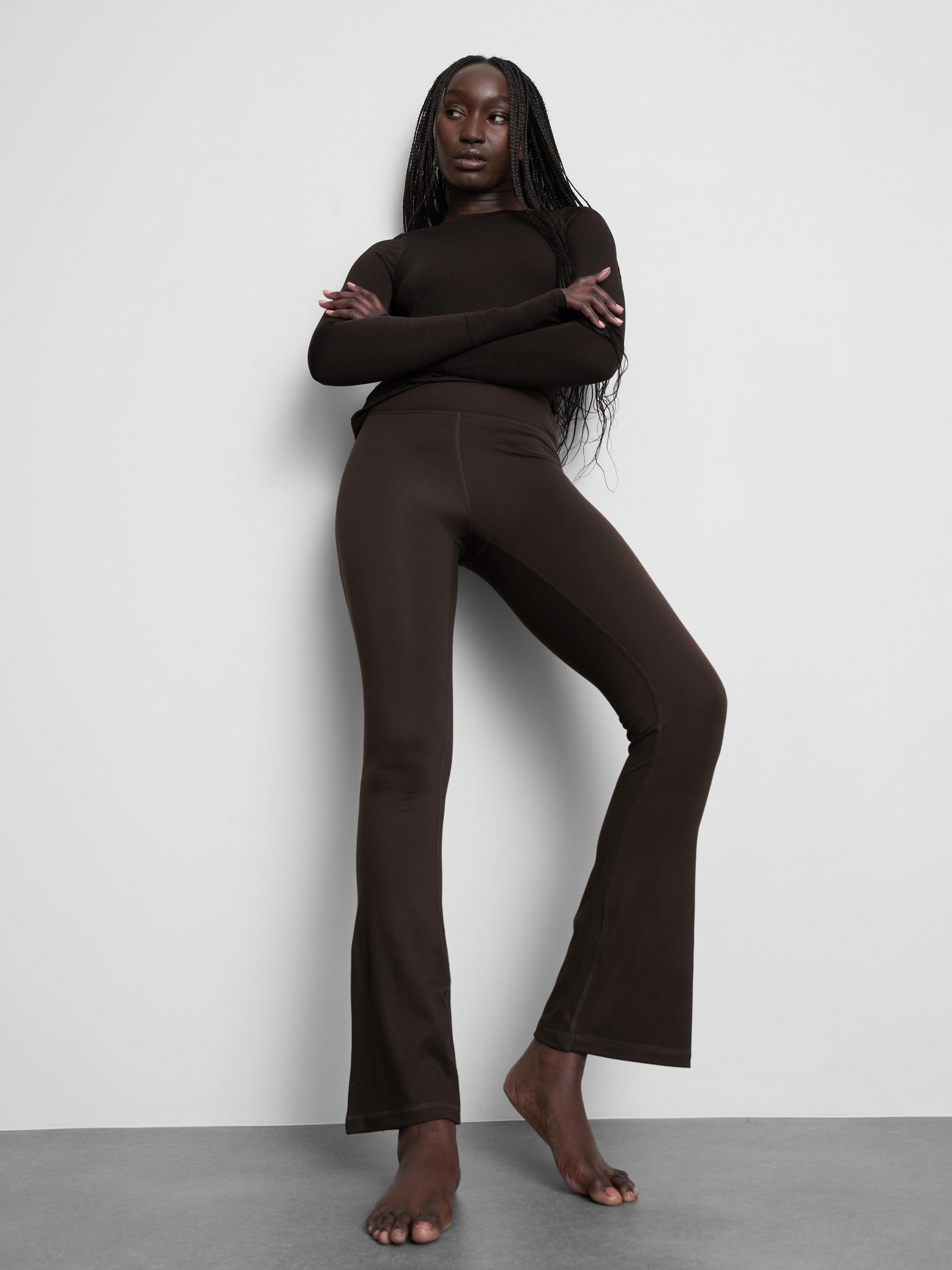 Women's Chocolate Rita Ora Active Flare Leggings