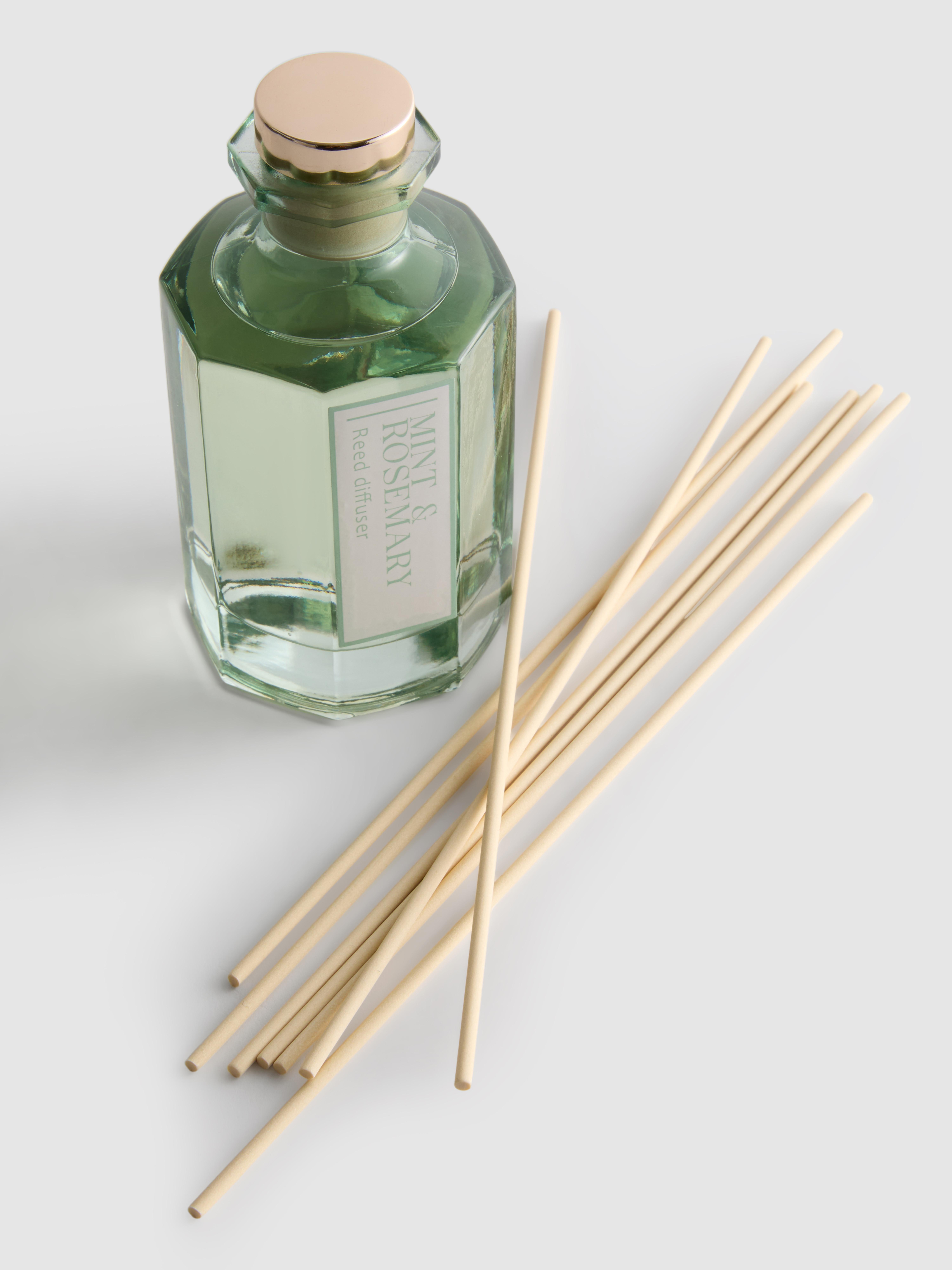 Scented Reed Diffuser In Hexagonal Jar
