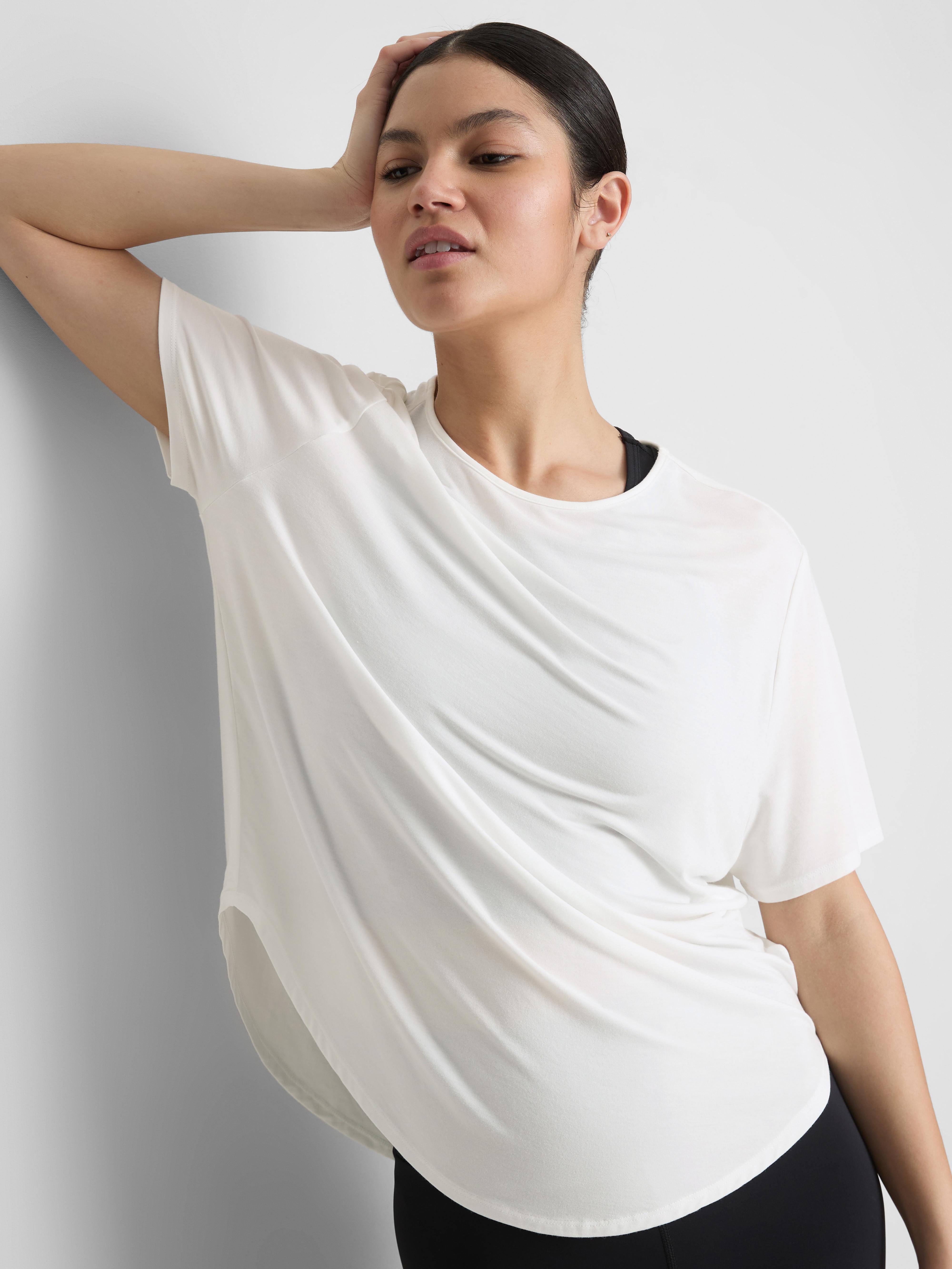 Women's Ivory Curved Hem Active Tee