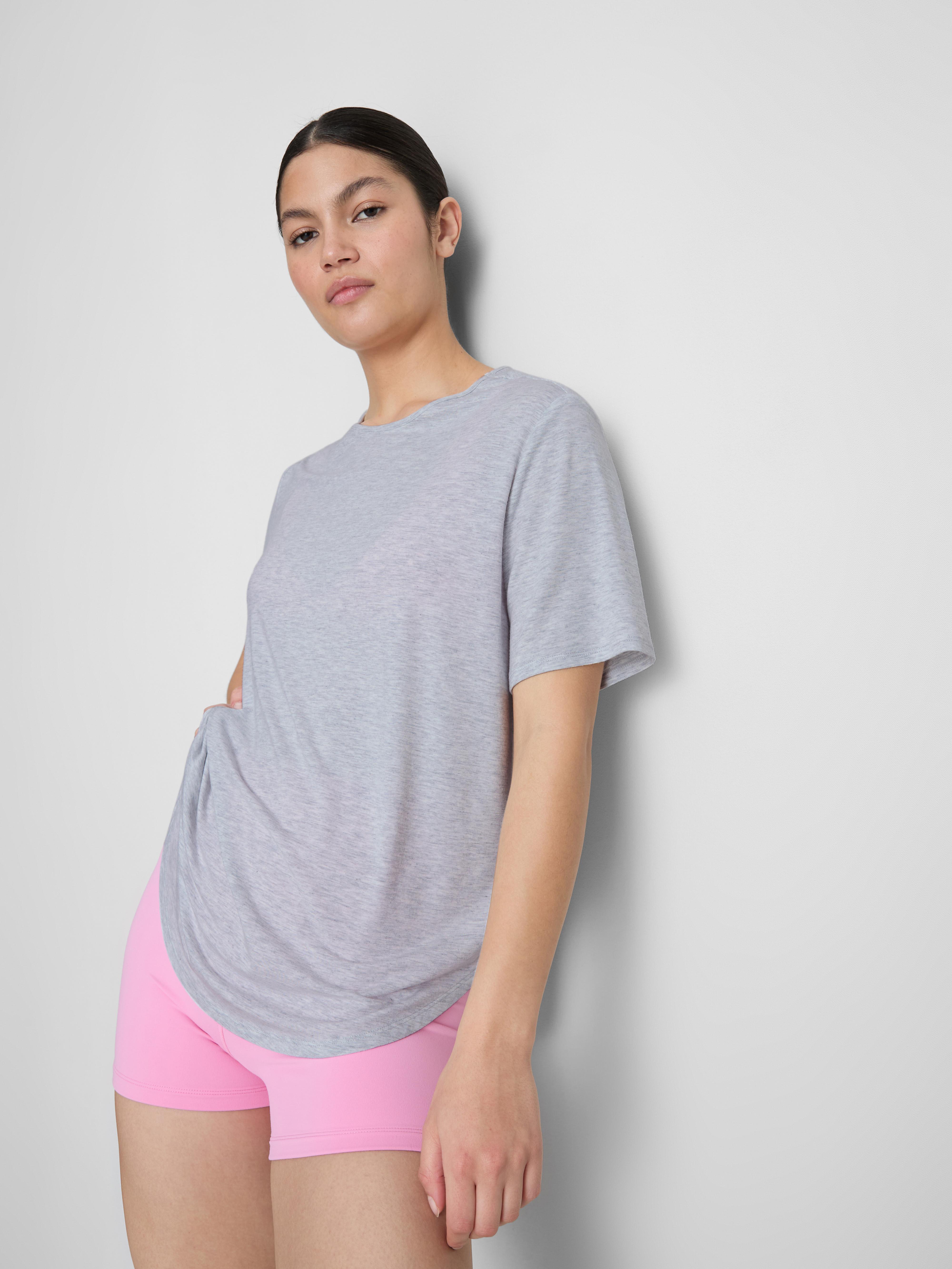 Women's Gray Heather Curved Hem Active Tee