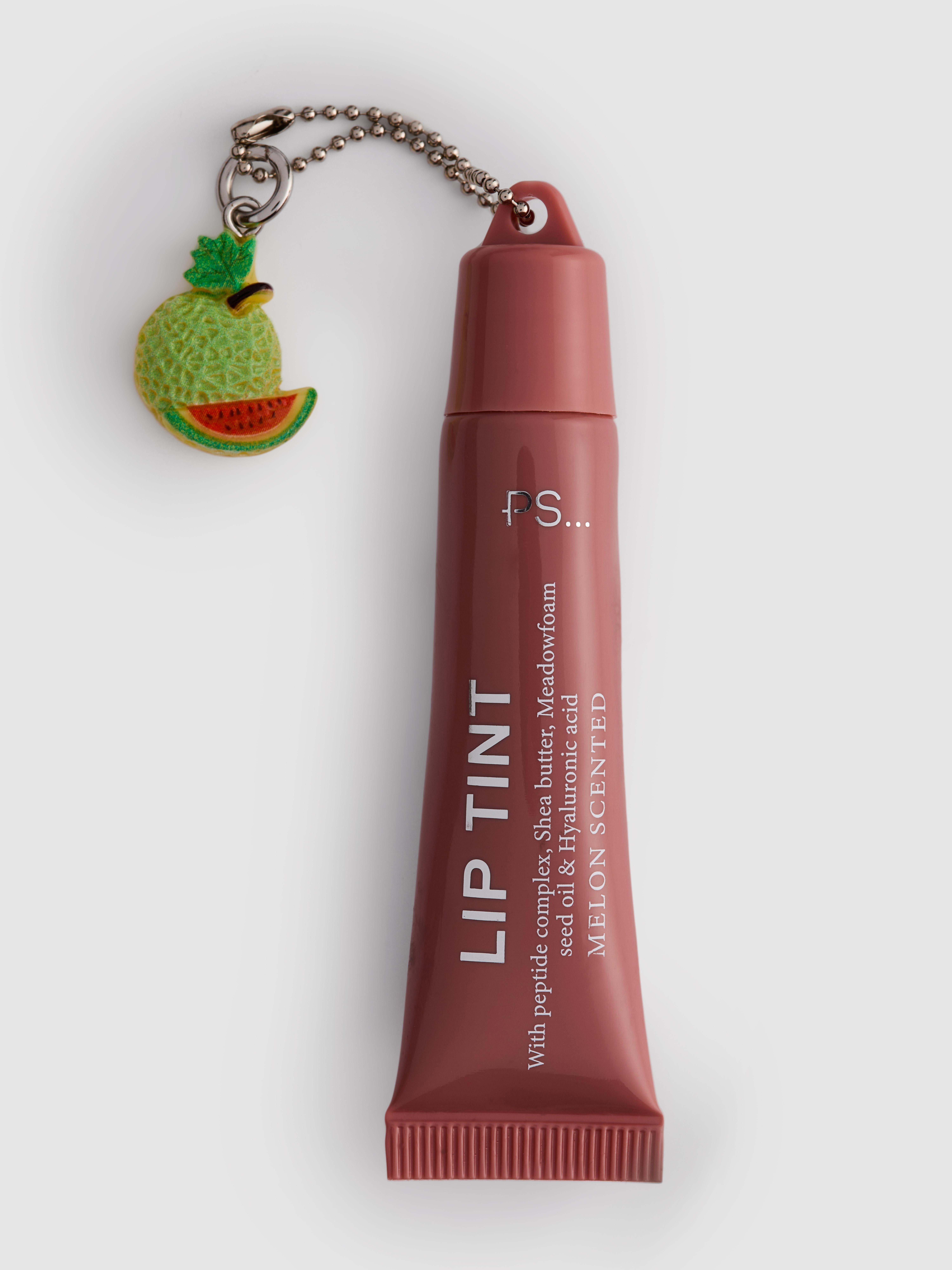 PS... Voňavá farba na pery