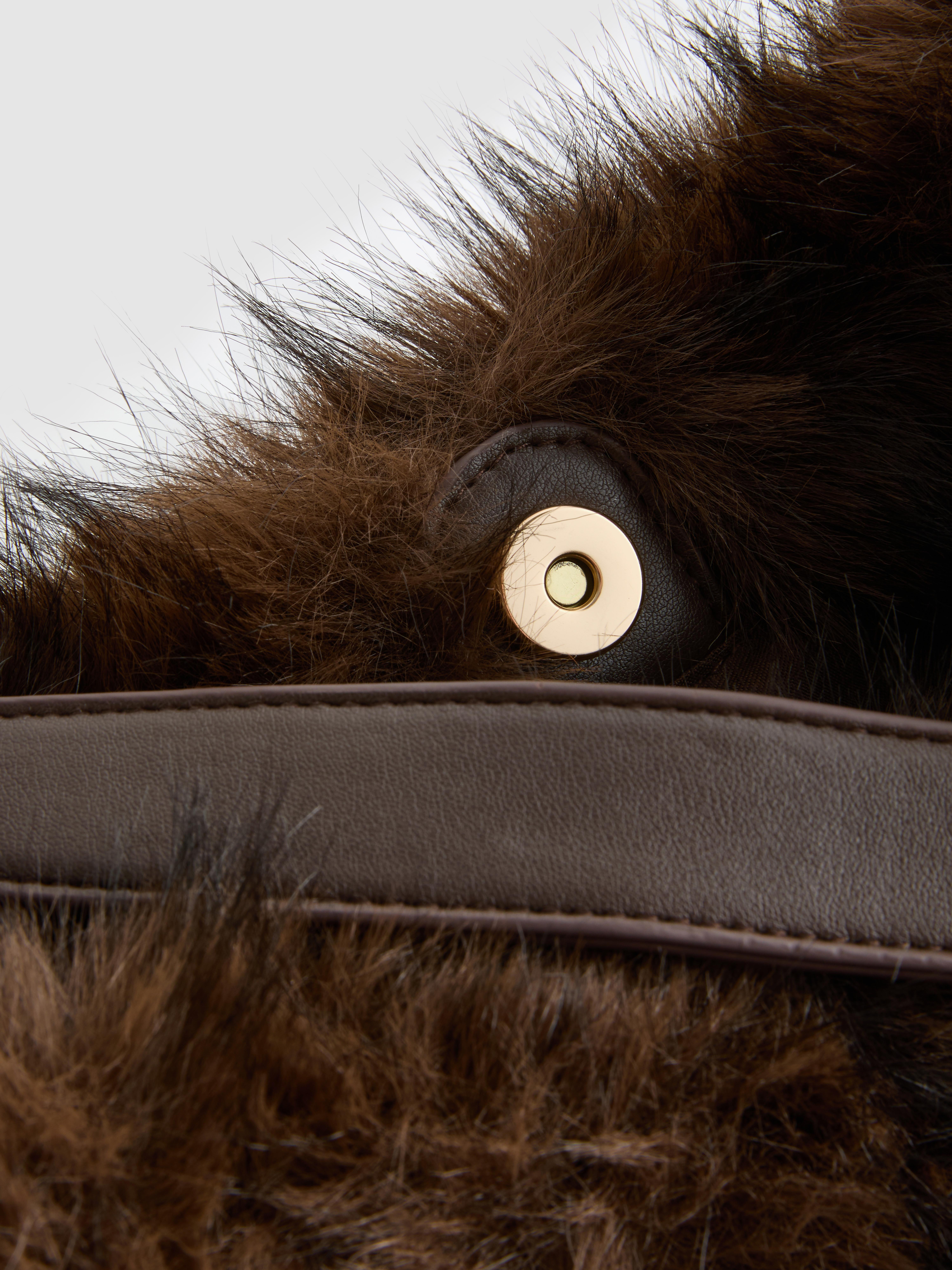 Bolso para hombro de pelo sintético Paula Echevarría