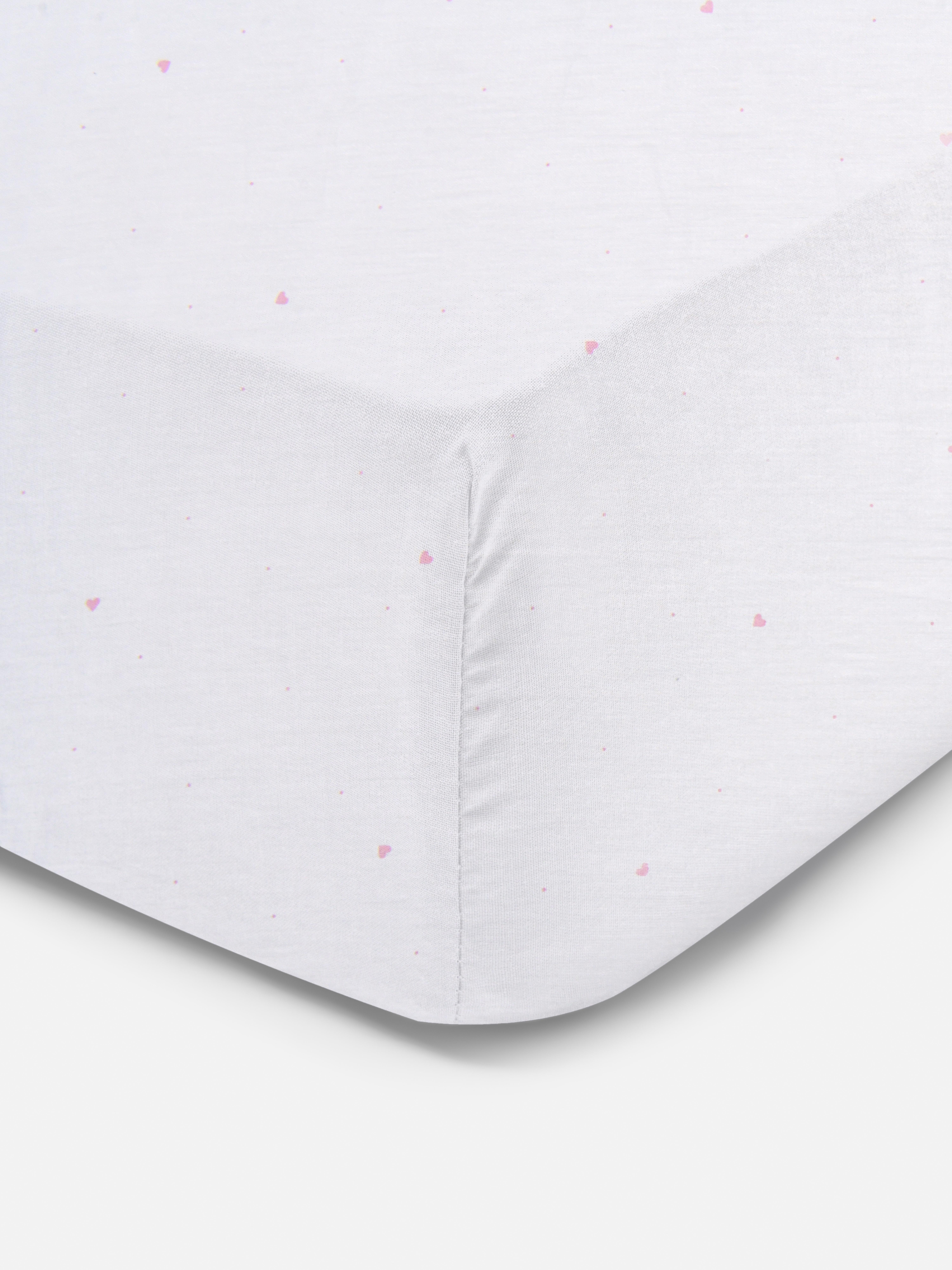 Szívmintás, egyszemélyes gumis lepedő