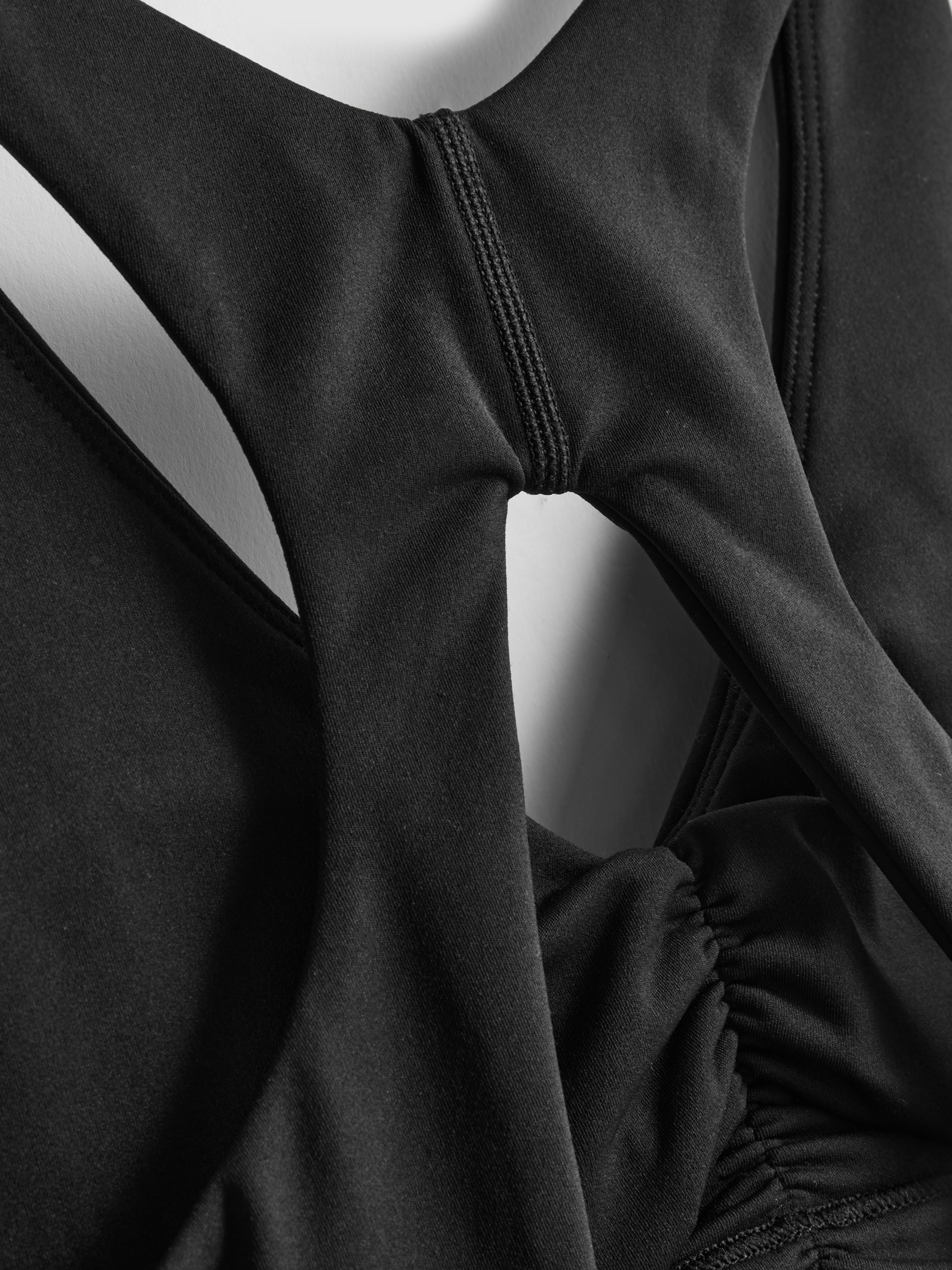 Women's Black Buttery Soft Active Ruched Crop Top