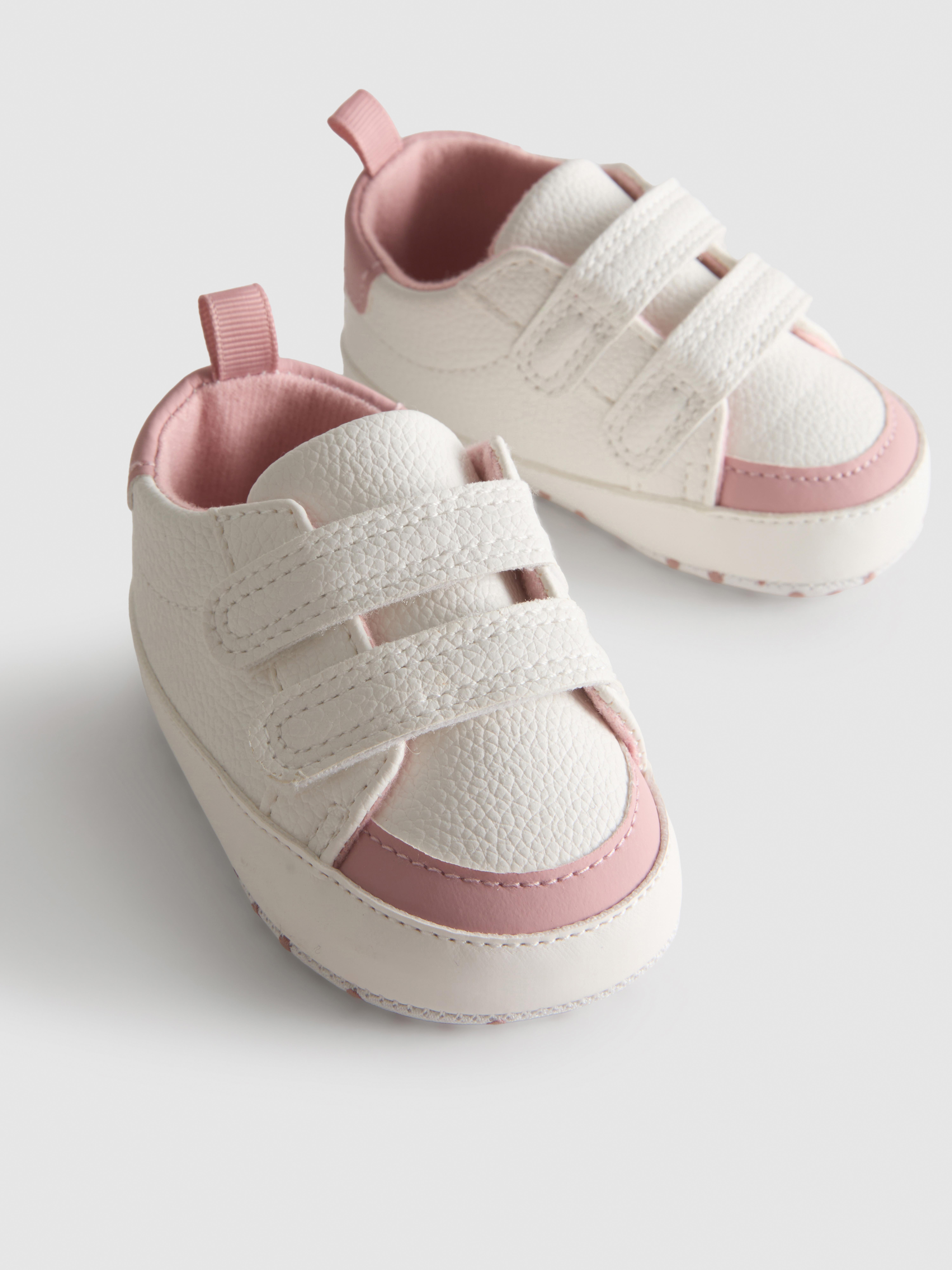 0-18mths | Newborn Low-Top Trainers