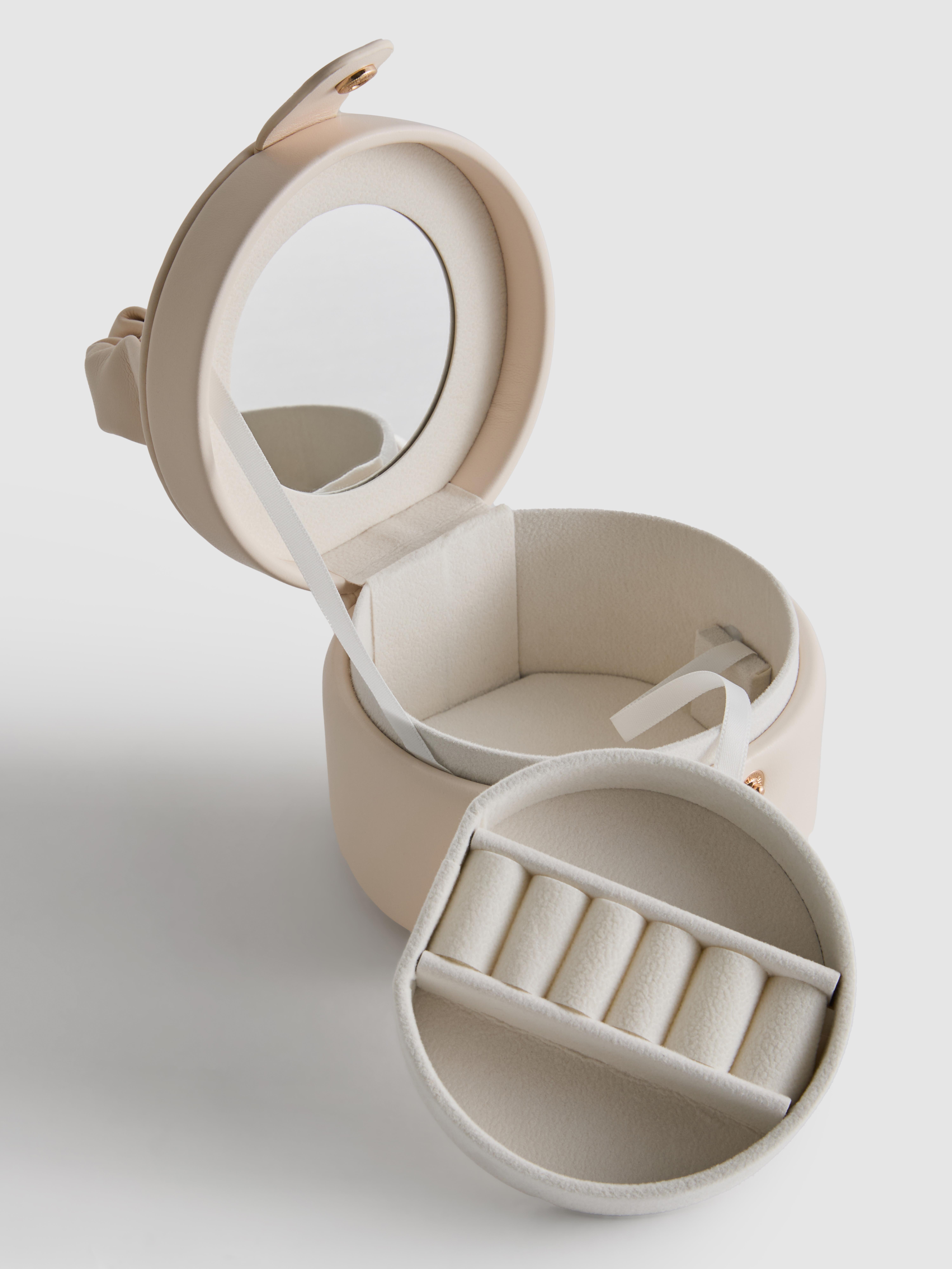 Boîte à bijoux ruchée à initiale