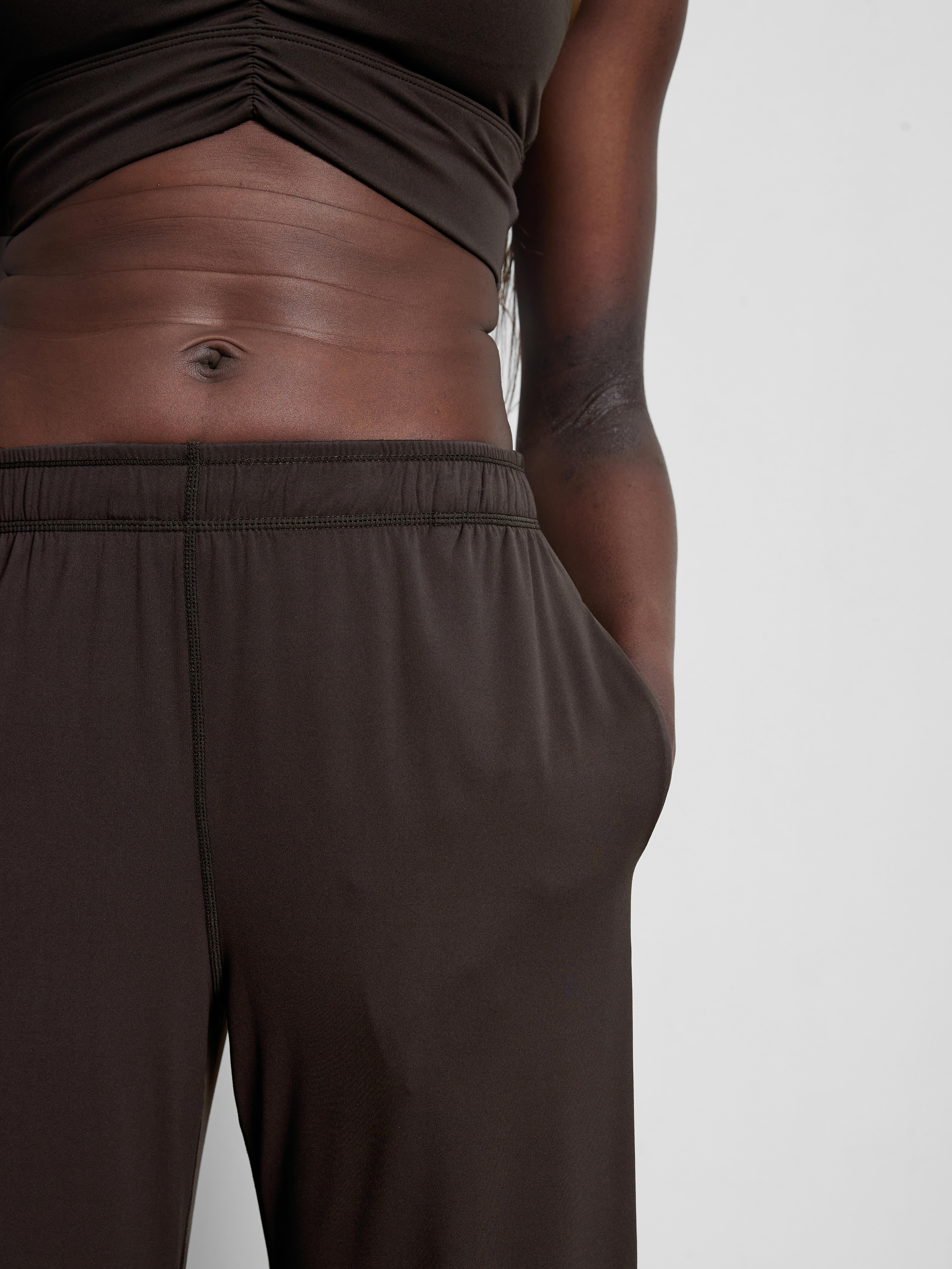 Athleisure-Hose mit weitem Bein