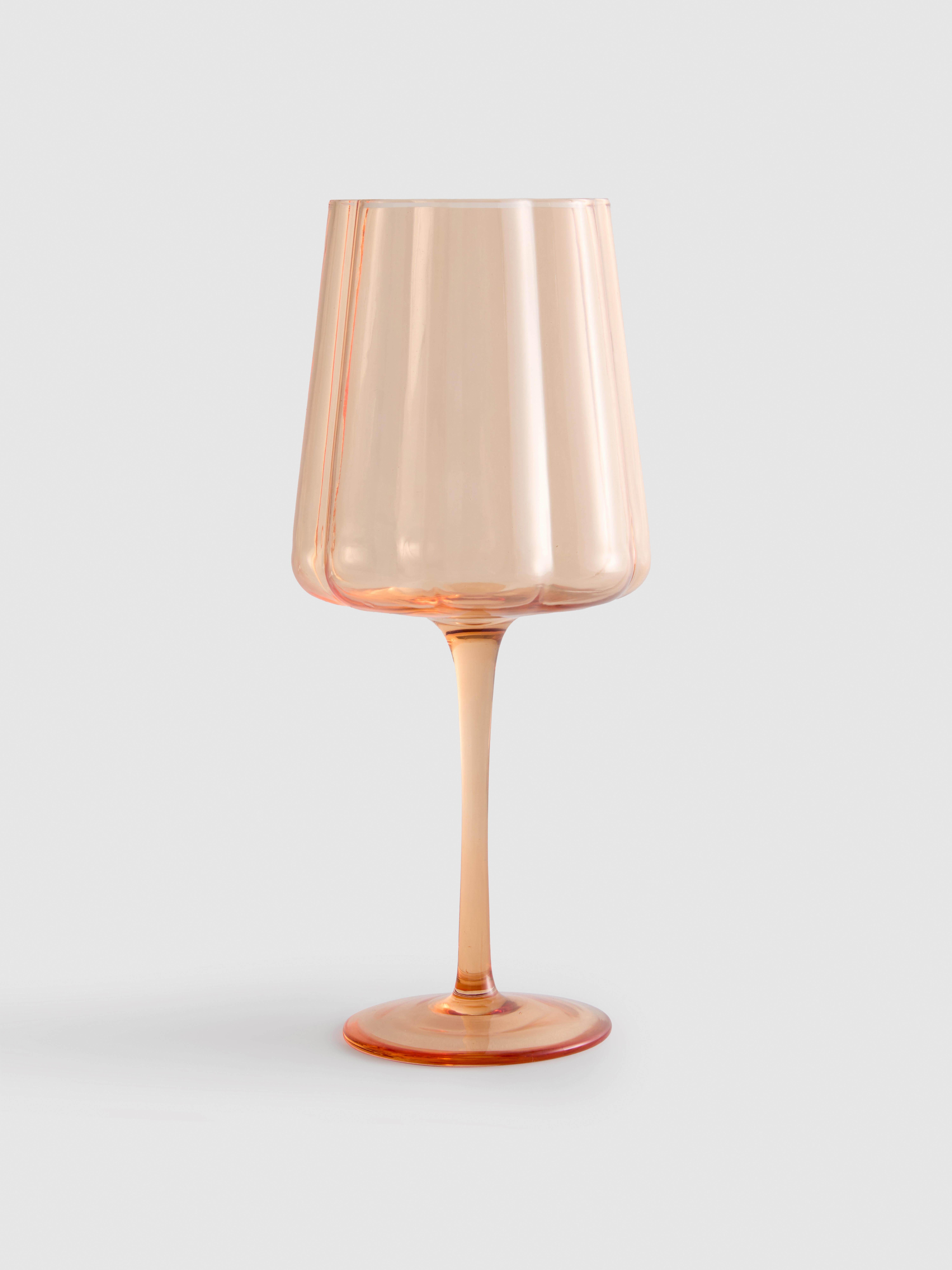 Zweifarbiges Weinglas mit bogenförmigen Rand