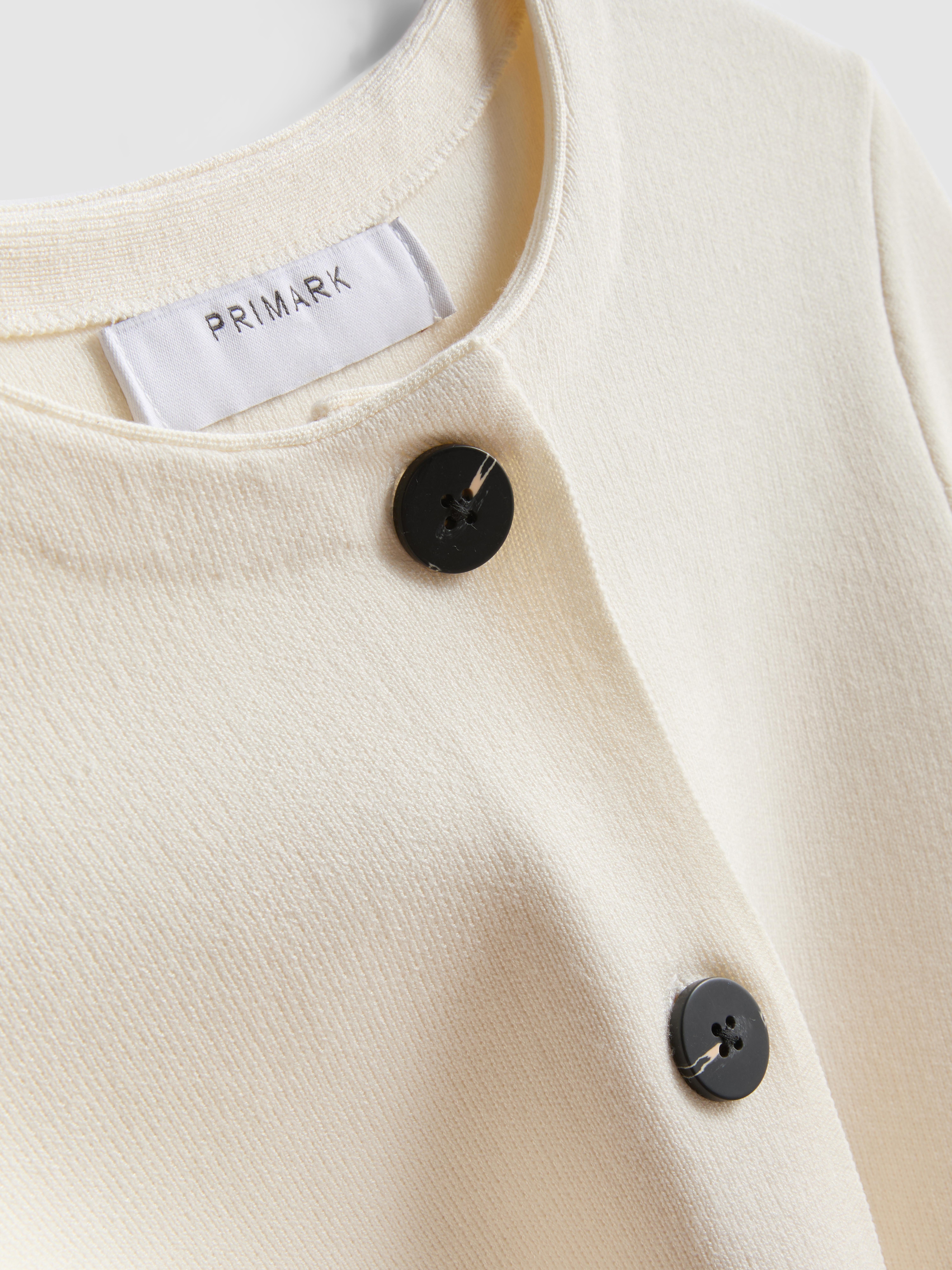 Women's Ivory Sculpted Crewneck Cardigan